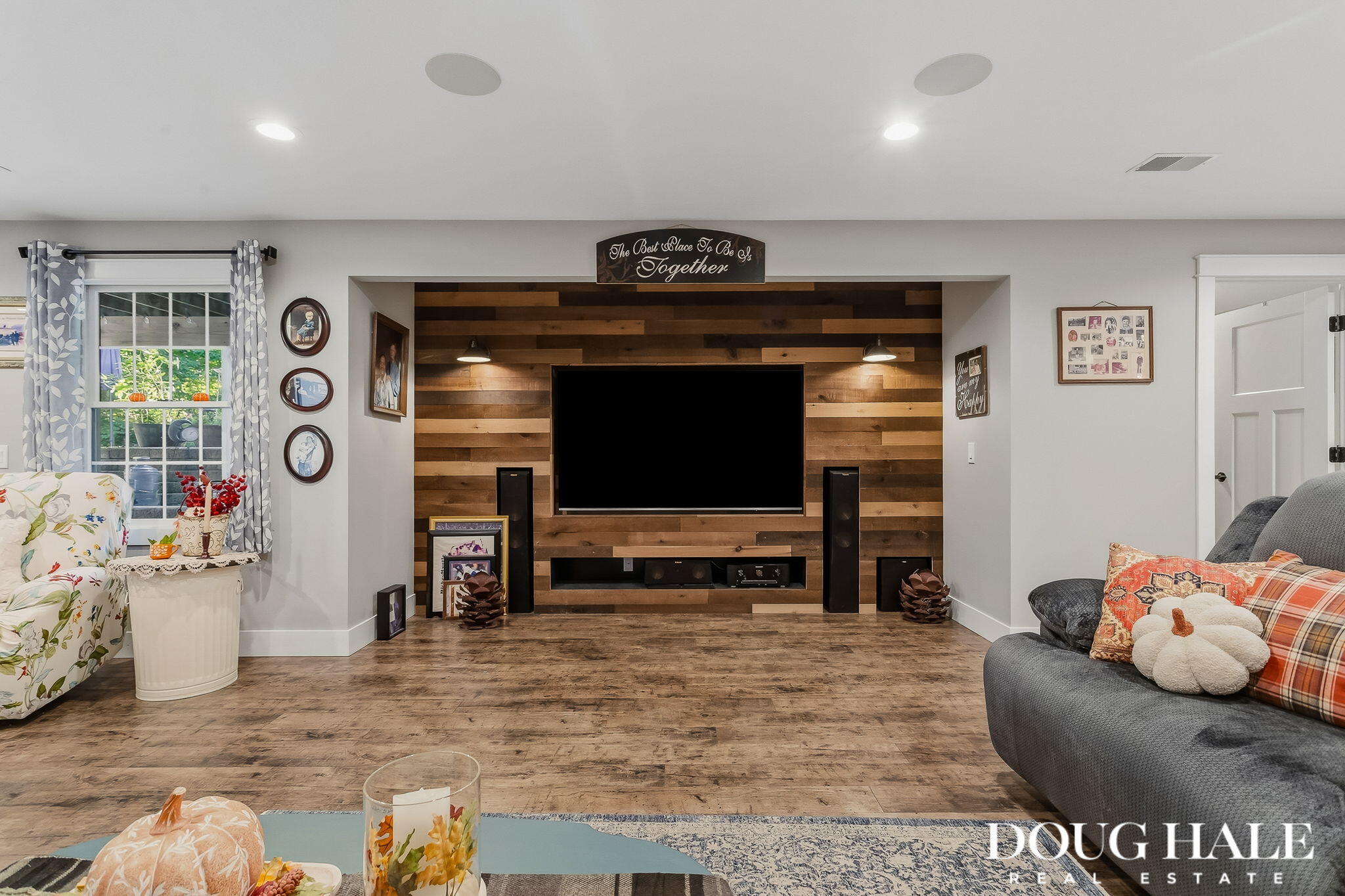 12860 Woodhaven Drive Grand Haven MI 49417