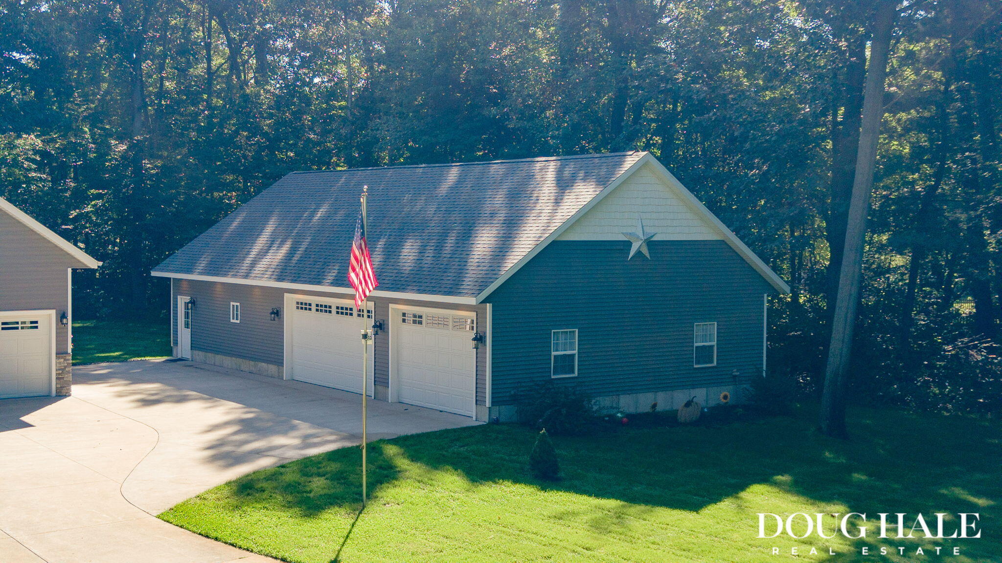 12860 Woodhaven Drive Grand Haven MI 49417