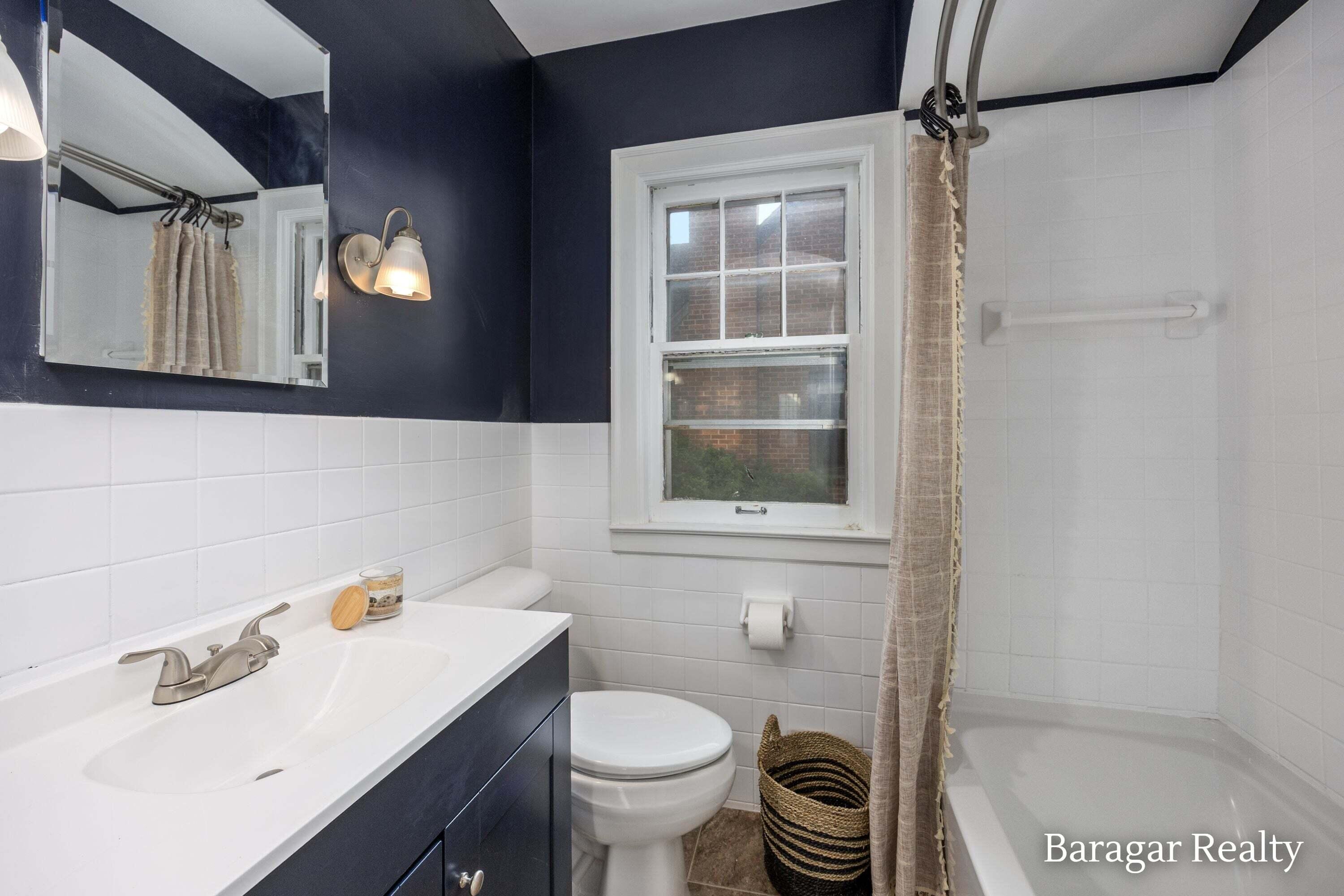920 Ellsmere Street NE Grand Rapids MI 49505