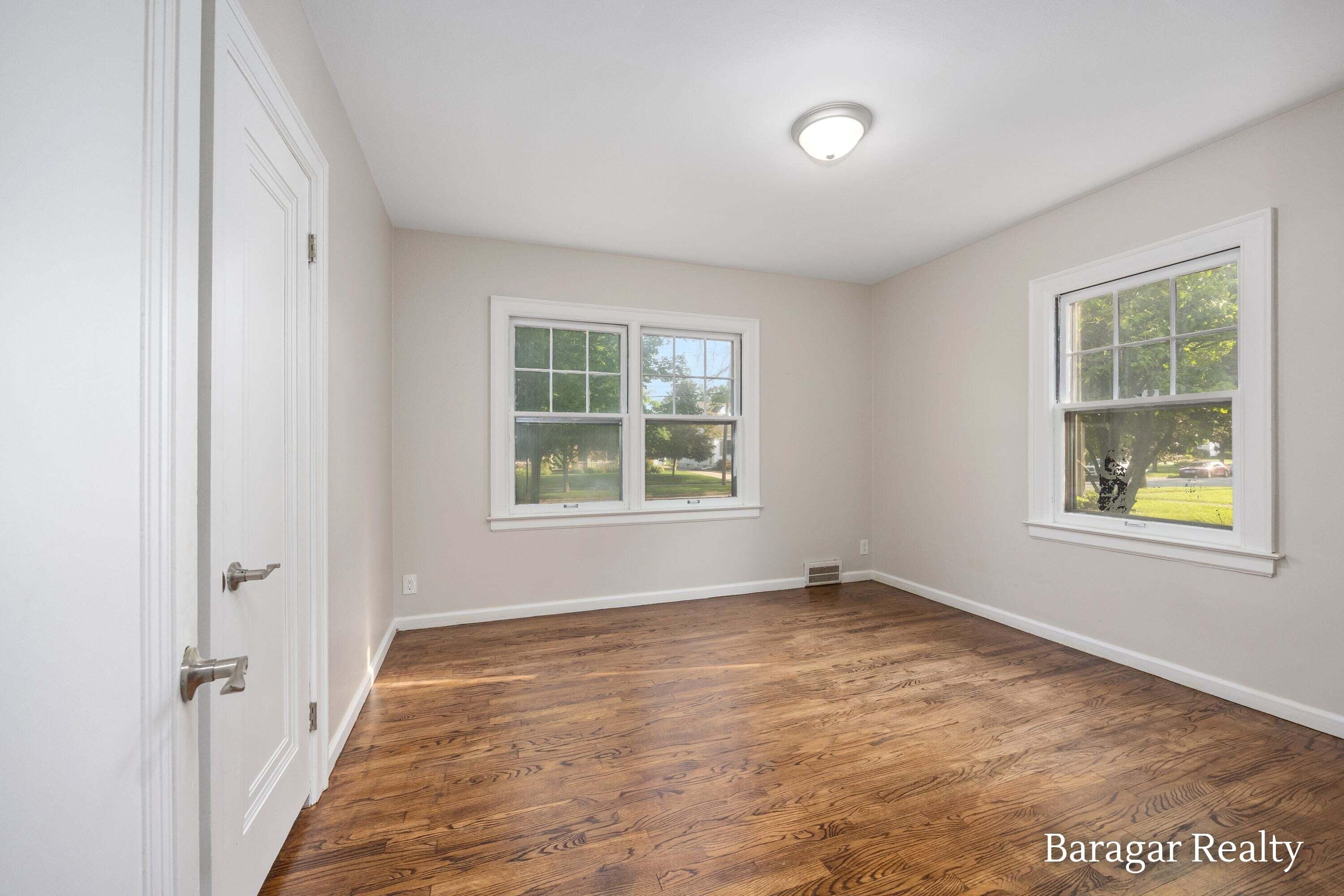 920 Ellsmere Street NE Grand Rapids MI 49505
