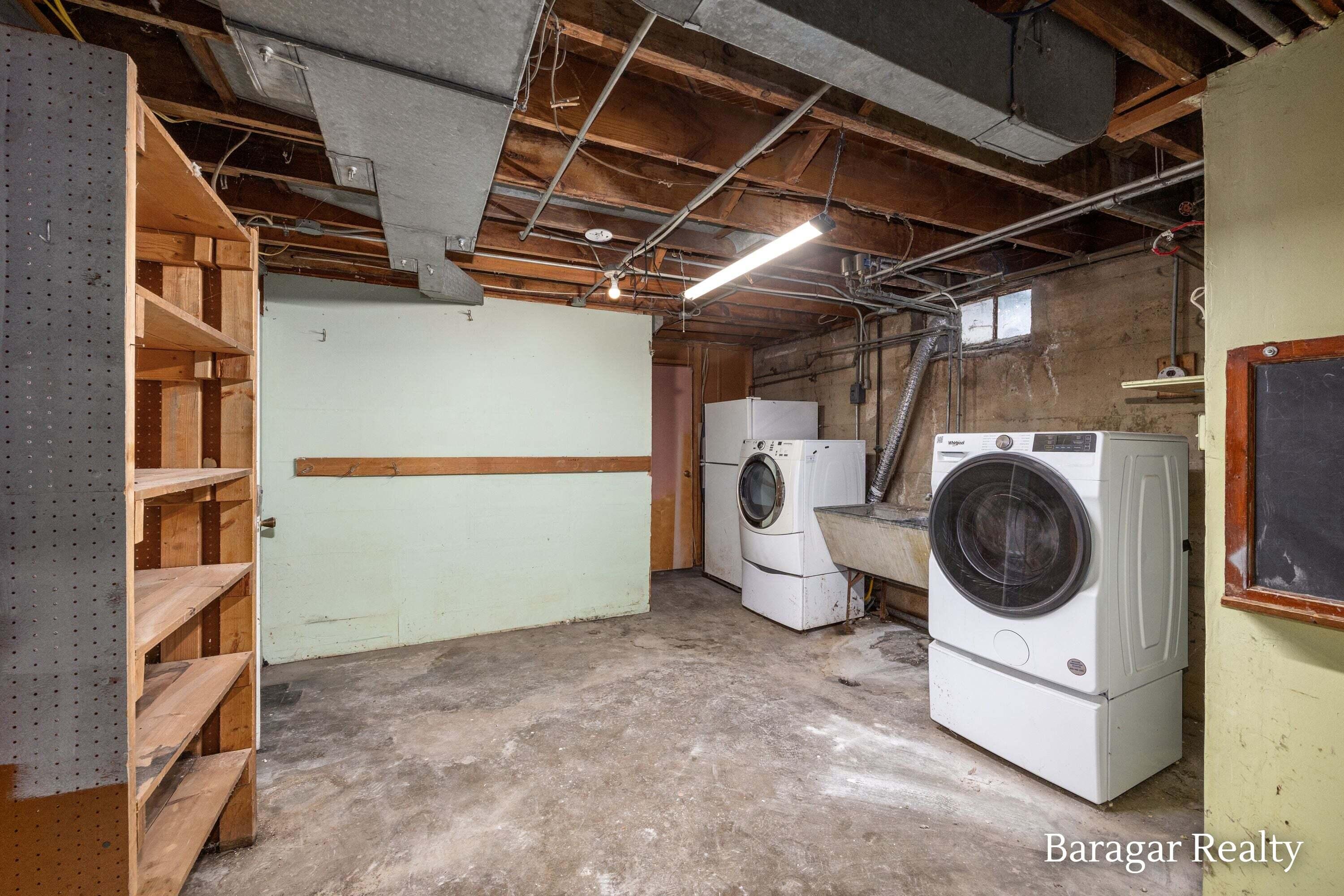 920 Ellsmere Street NE Grand Rapids MI 49505
