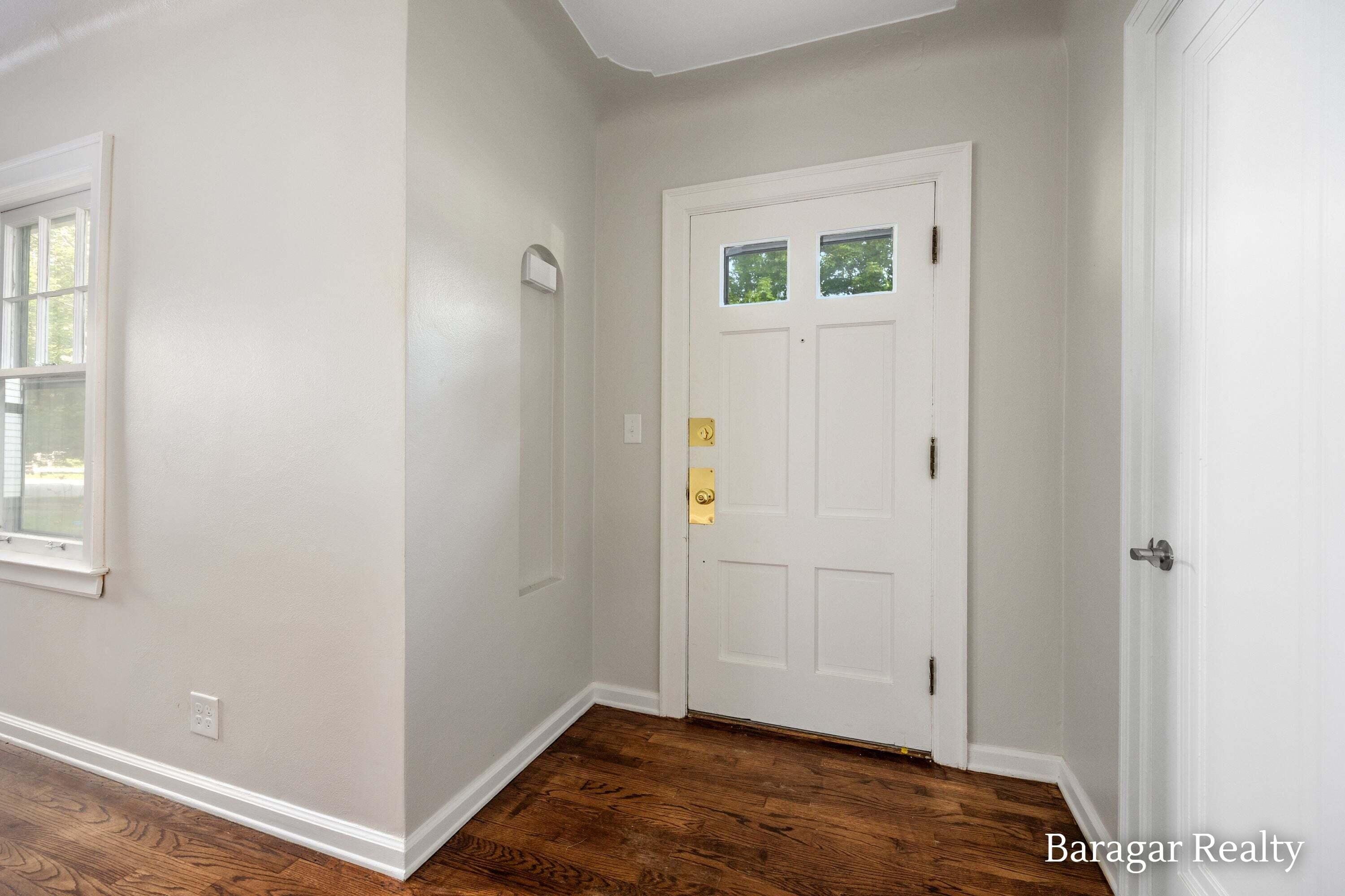 920 Ellsmere Street NE Grand Rapids MI 49505