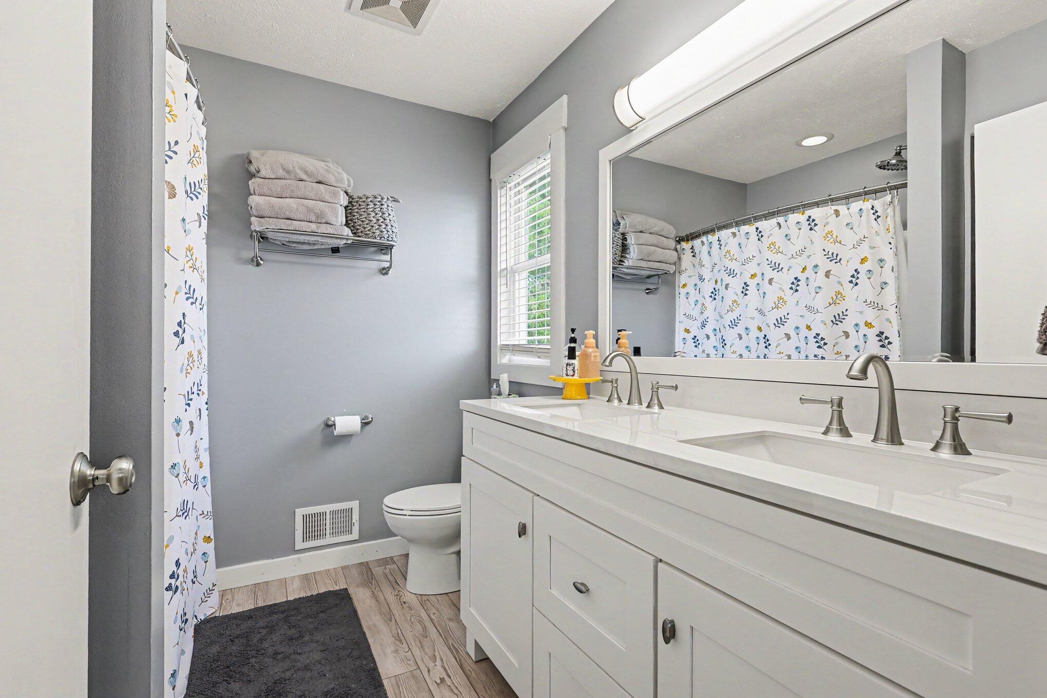 1618 Claystone Court Zeeland MI 49464
