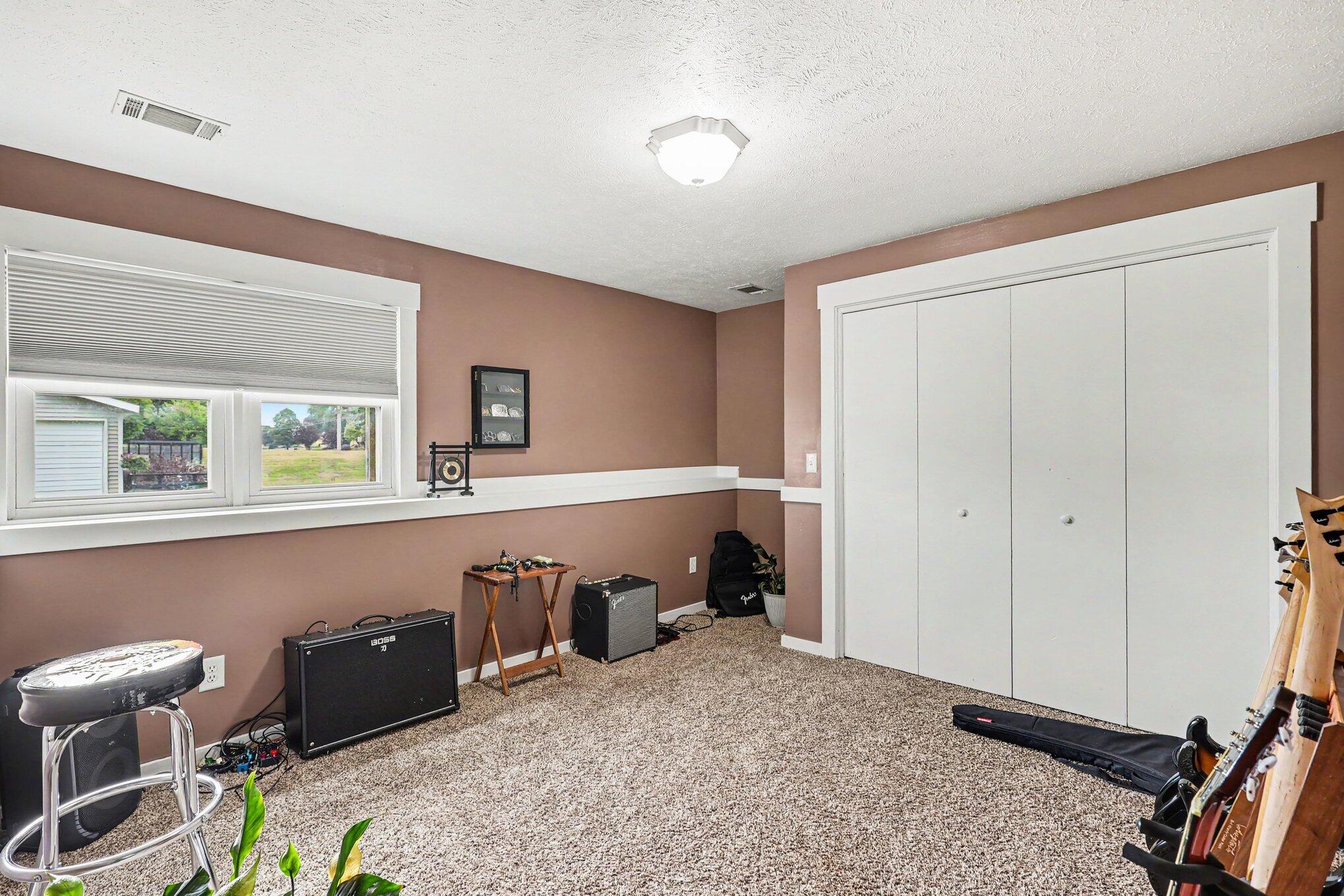 1618 Claystone Court Zeeland MI 49464