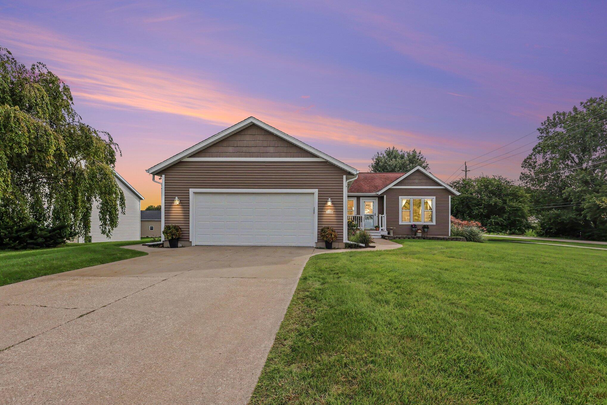 1618 Claystone Court Zeeland MI 49464
