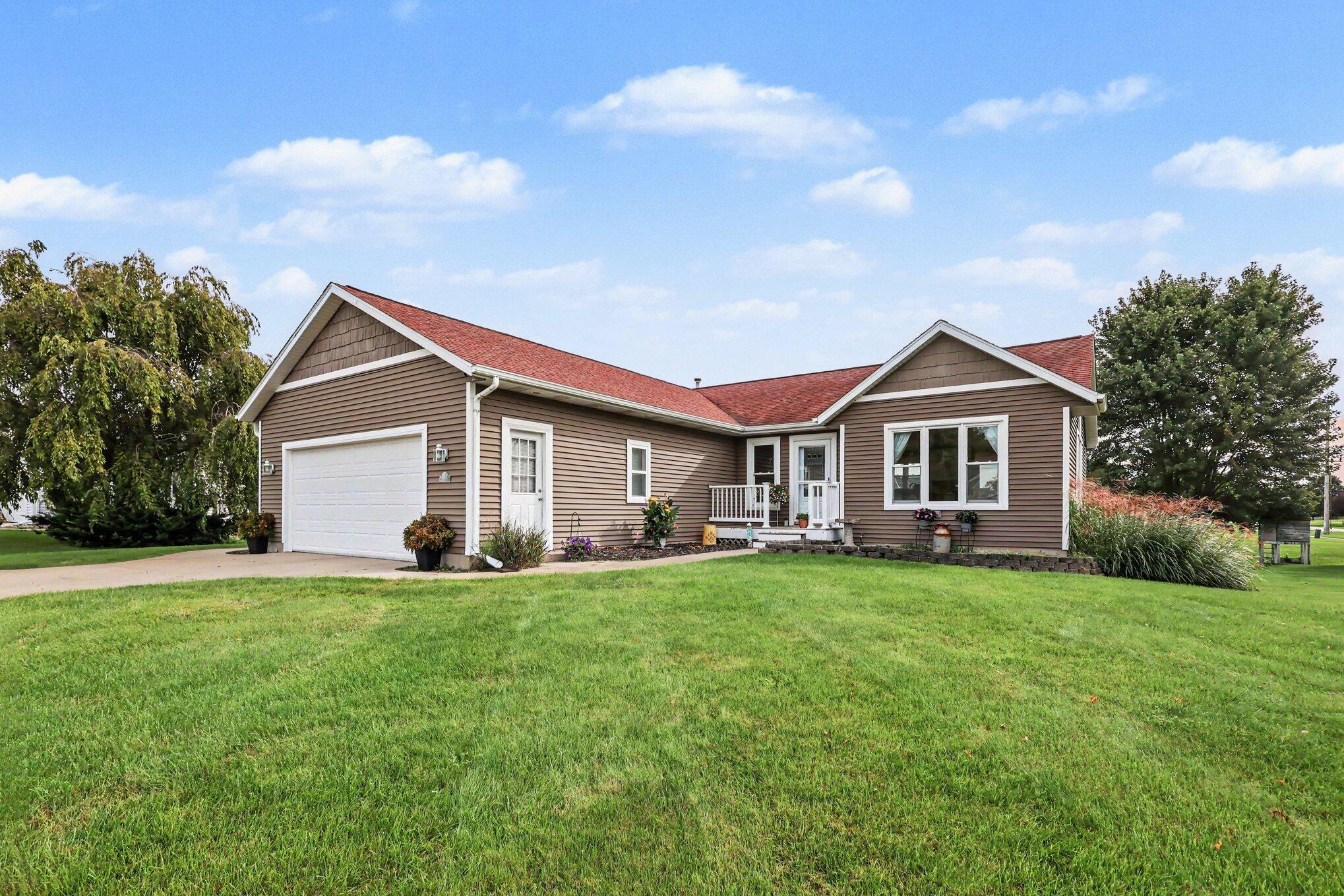 1618 Claystone Court Zeeland MI 49464