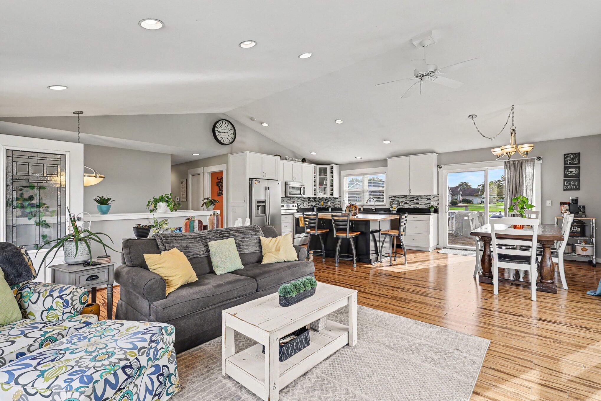 1618 Claystone Court Zeeland MI 49464
