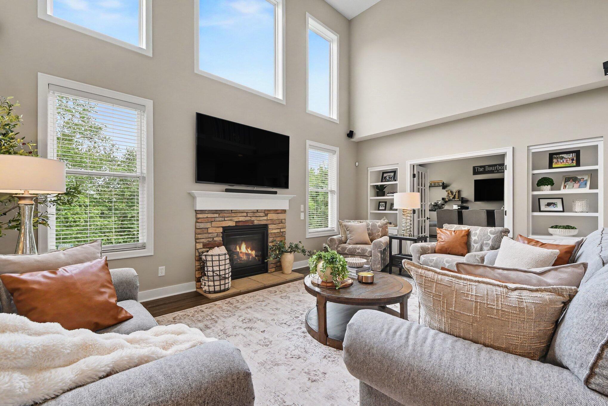 1254 Stoneshire Drive SE Grand Rapids MI 49546