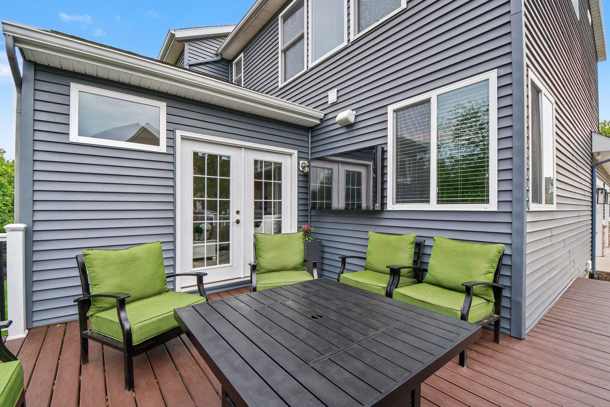 1254 Stoneshire Drive SE Grand Rapids MI 49546