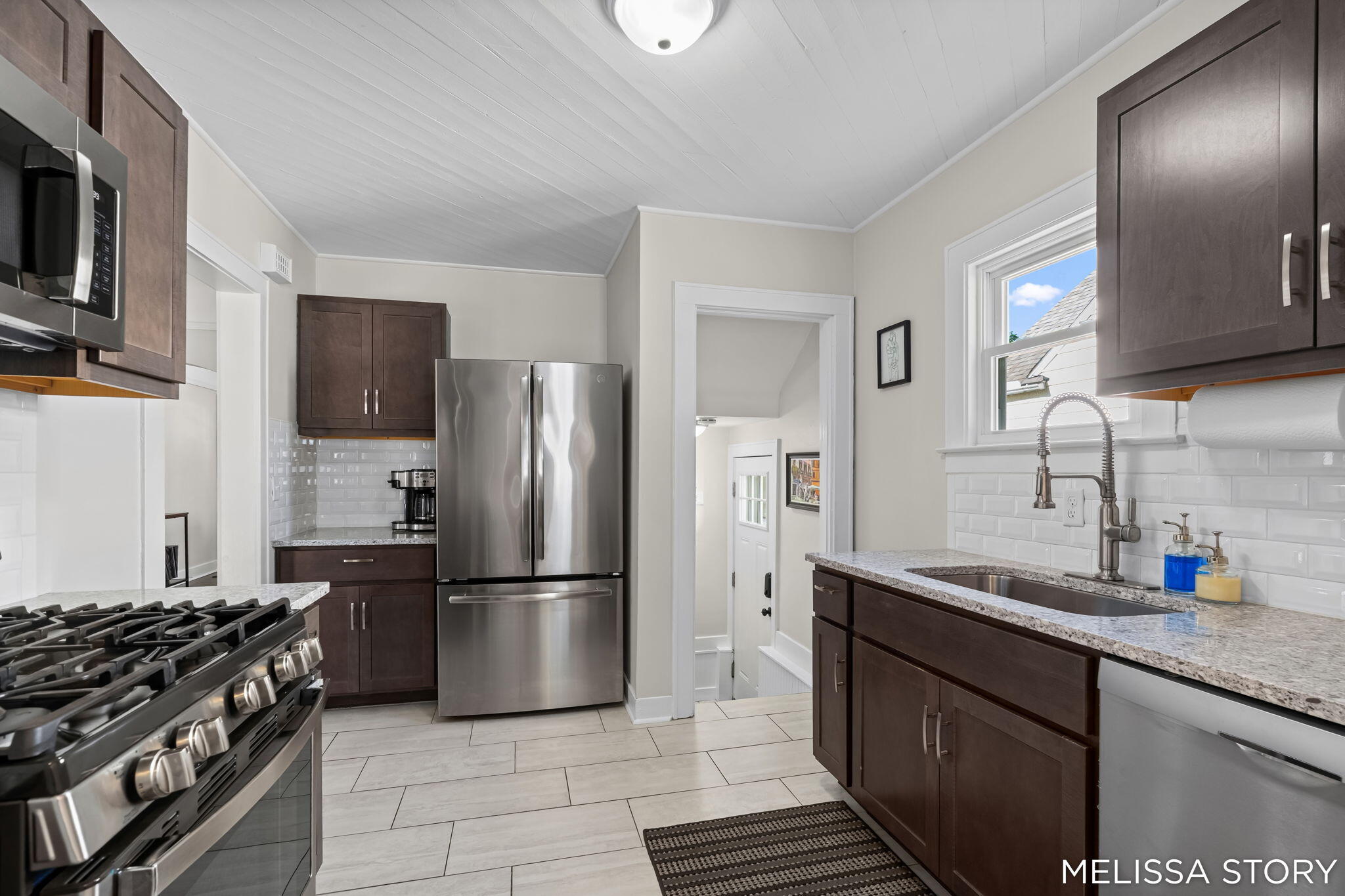 1011 Beechwood Street NE Grand Rapids MI 49505
