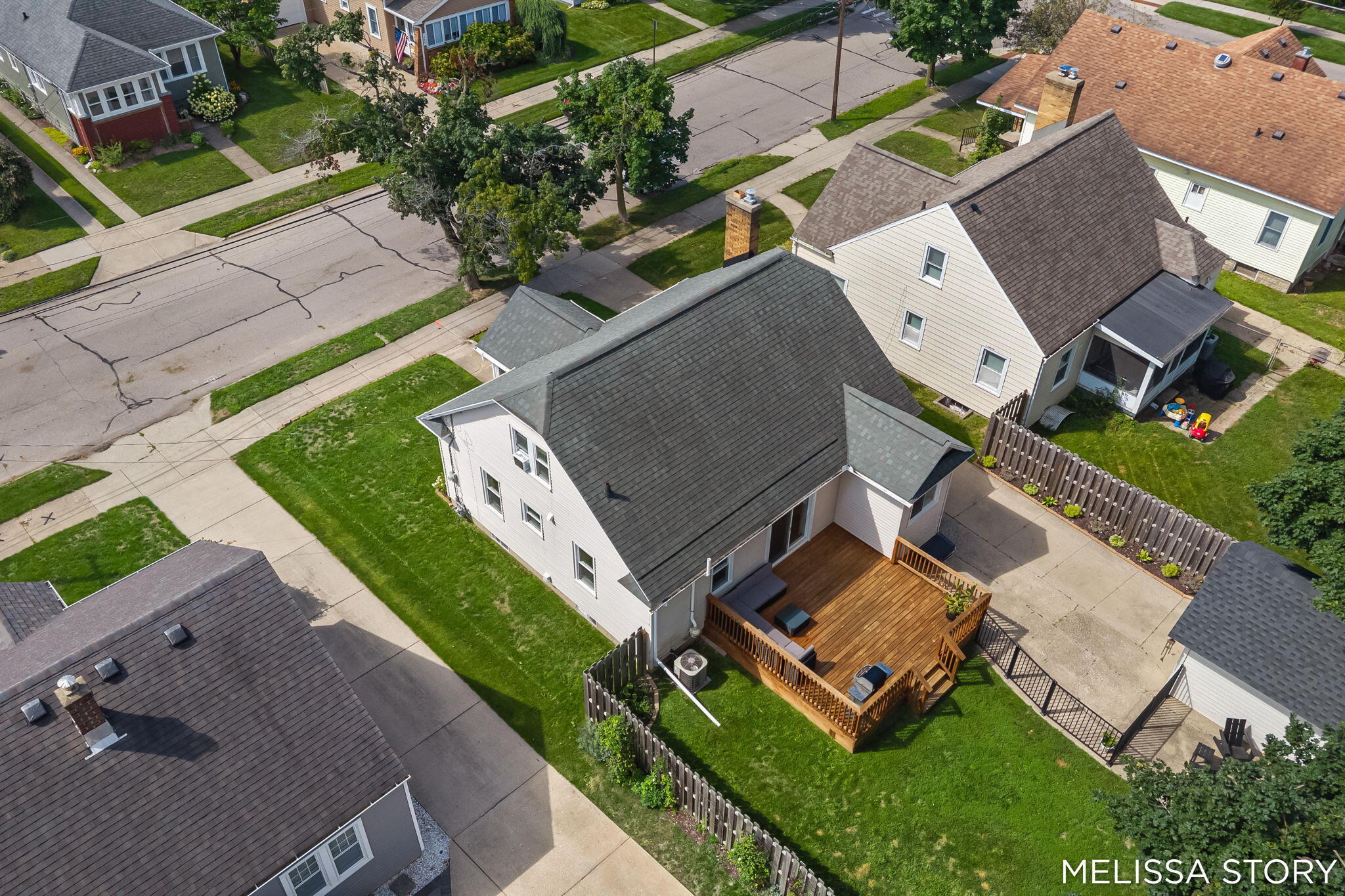 1011 Beechwood Street NE Grand Rapids MI 49505