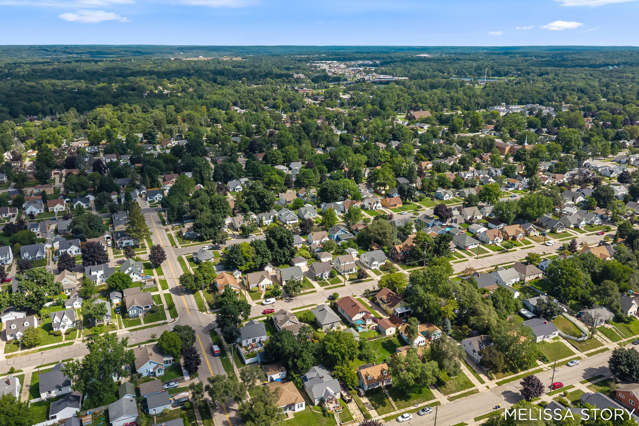 1011 Beechwood Street NE Grand Rapids MI 49505