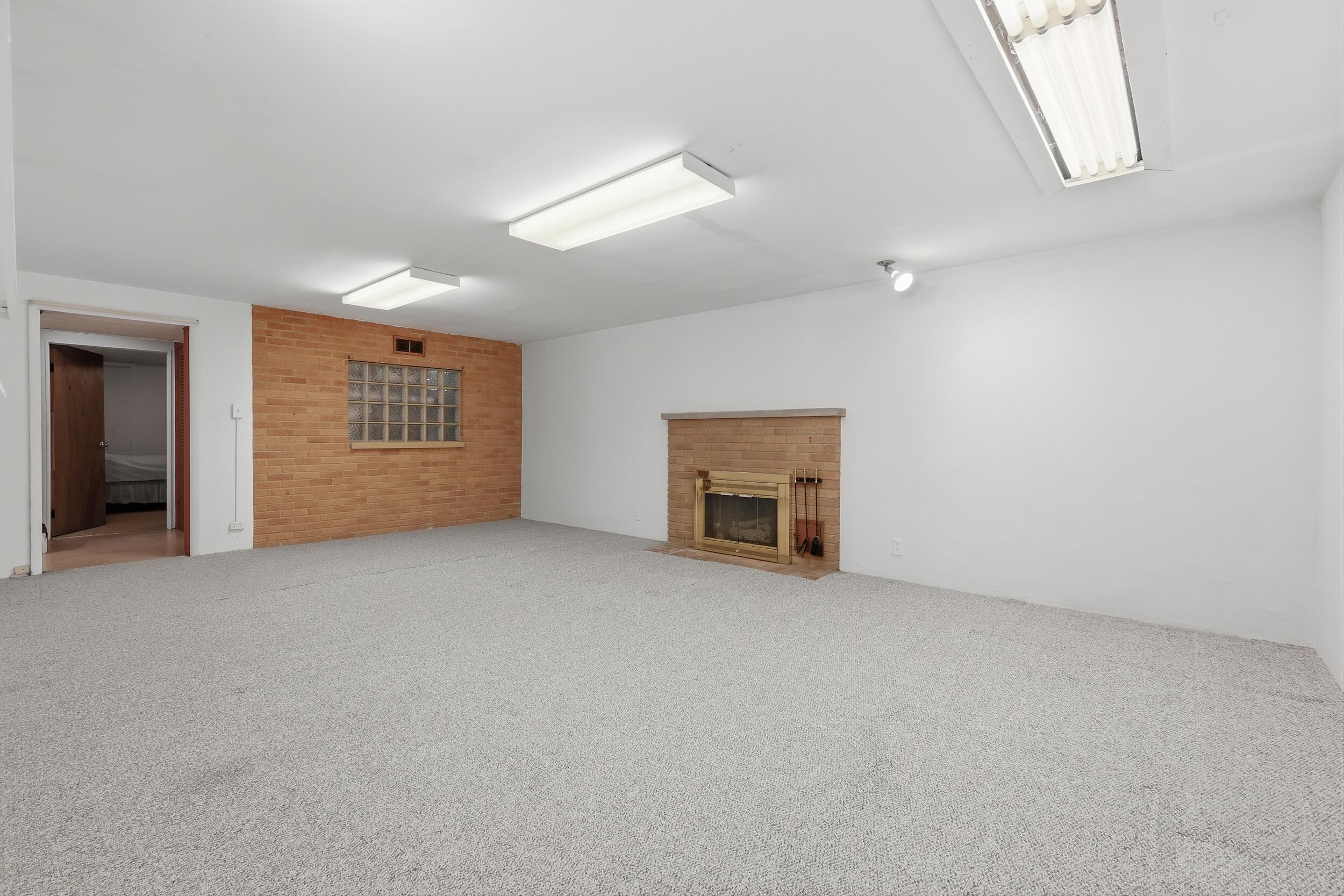 1110 Dwillard Drive Kalamazoo MI 49048