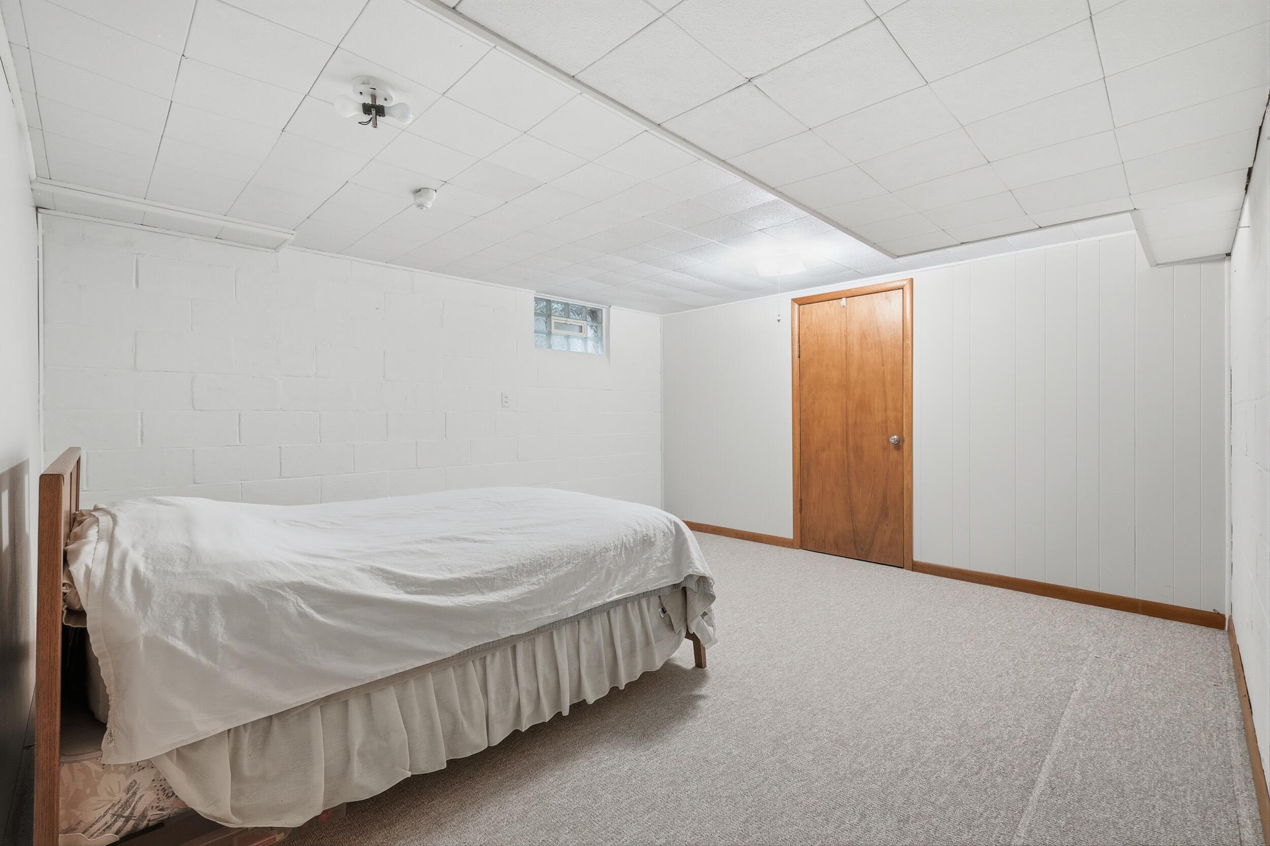 1110 Dwillard Drive Kalamazoo MI 49048