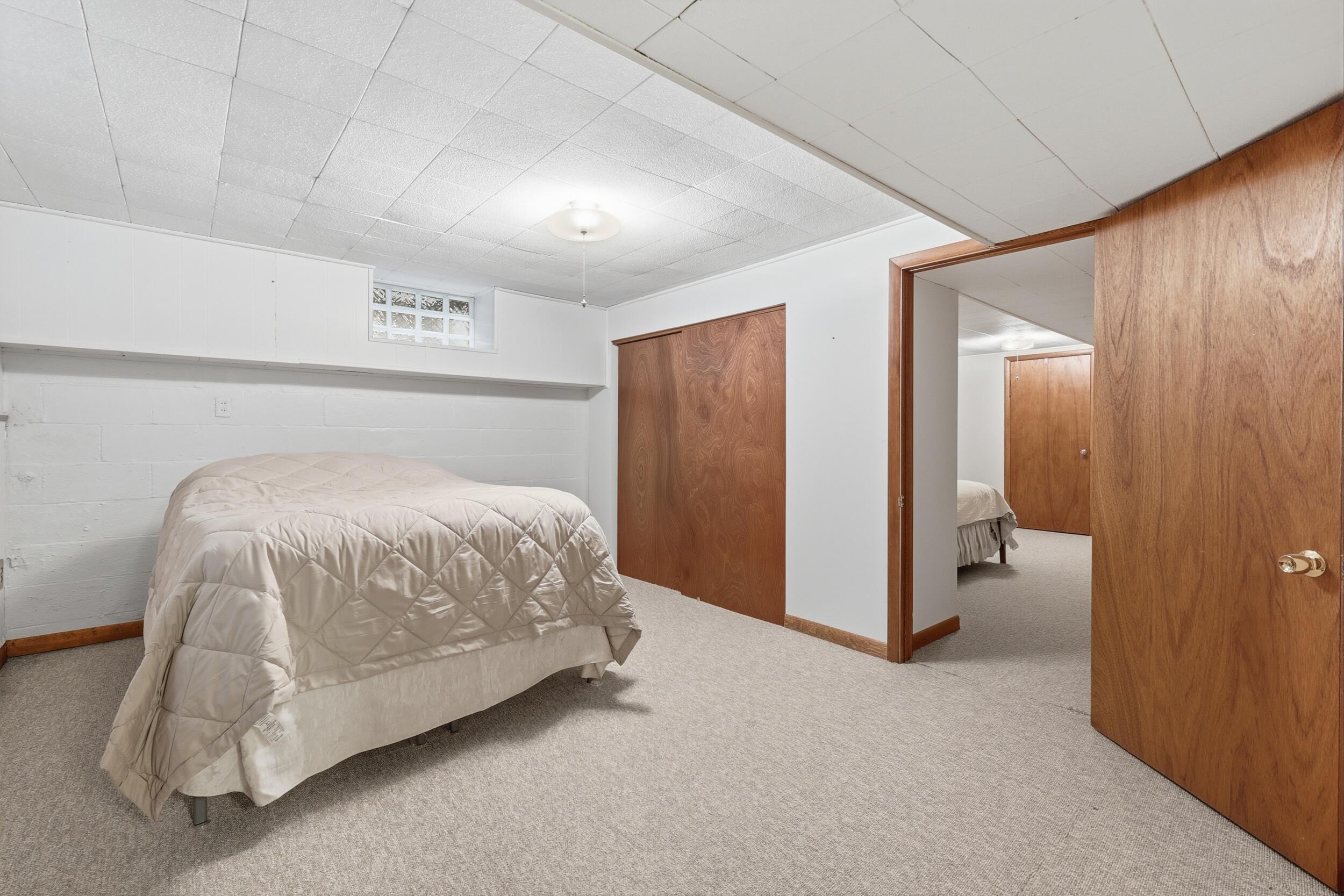 1110 Dwillard Drive Kalamazoo MI 49048