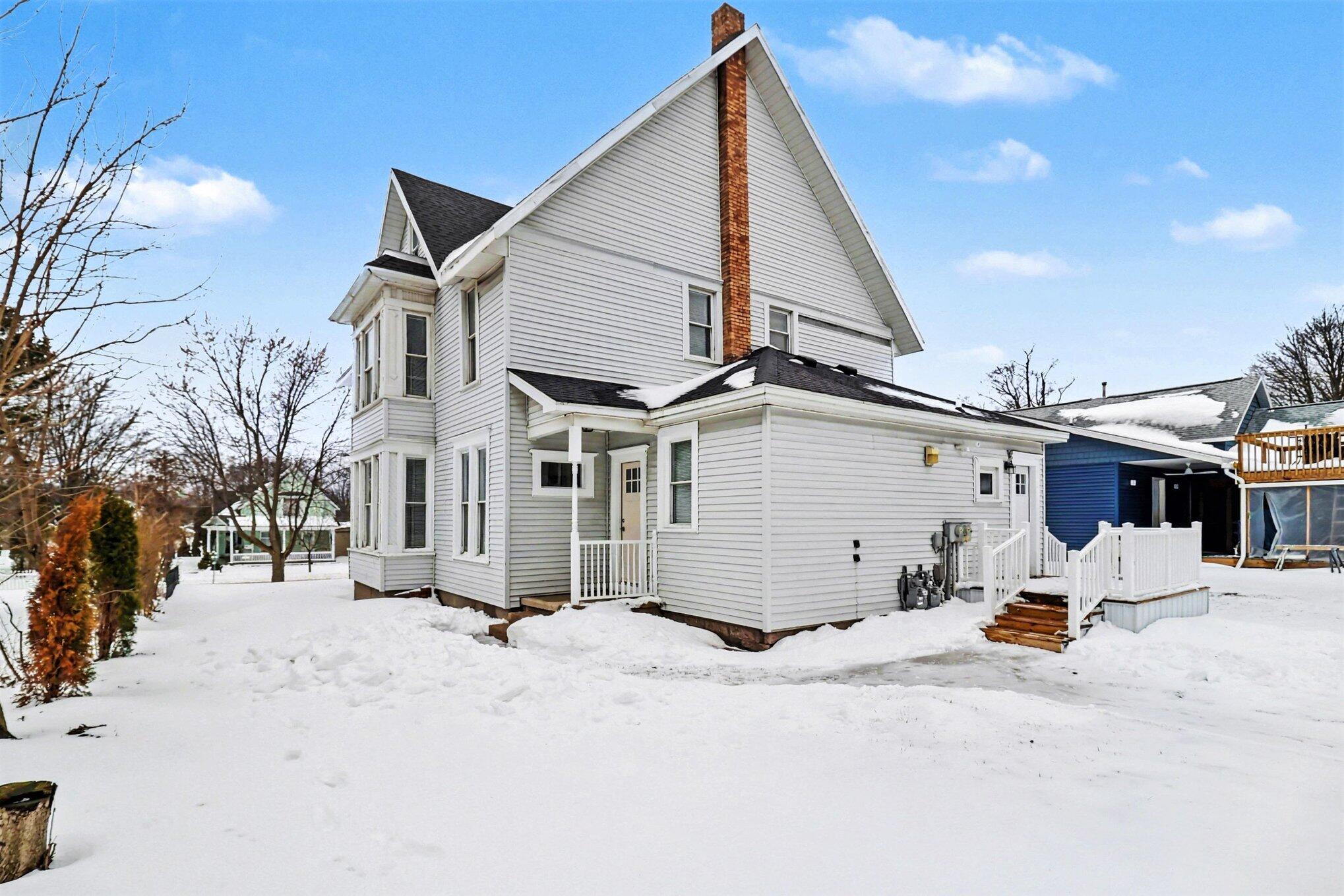 508 N James Street Ludington MI 49431