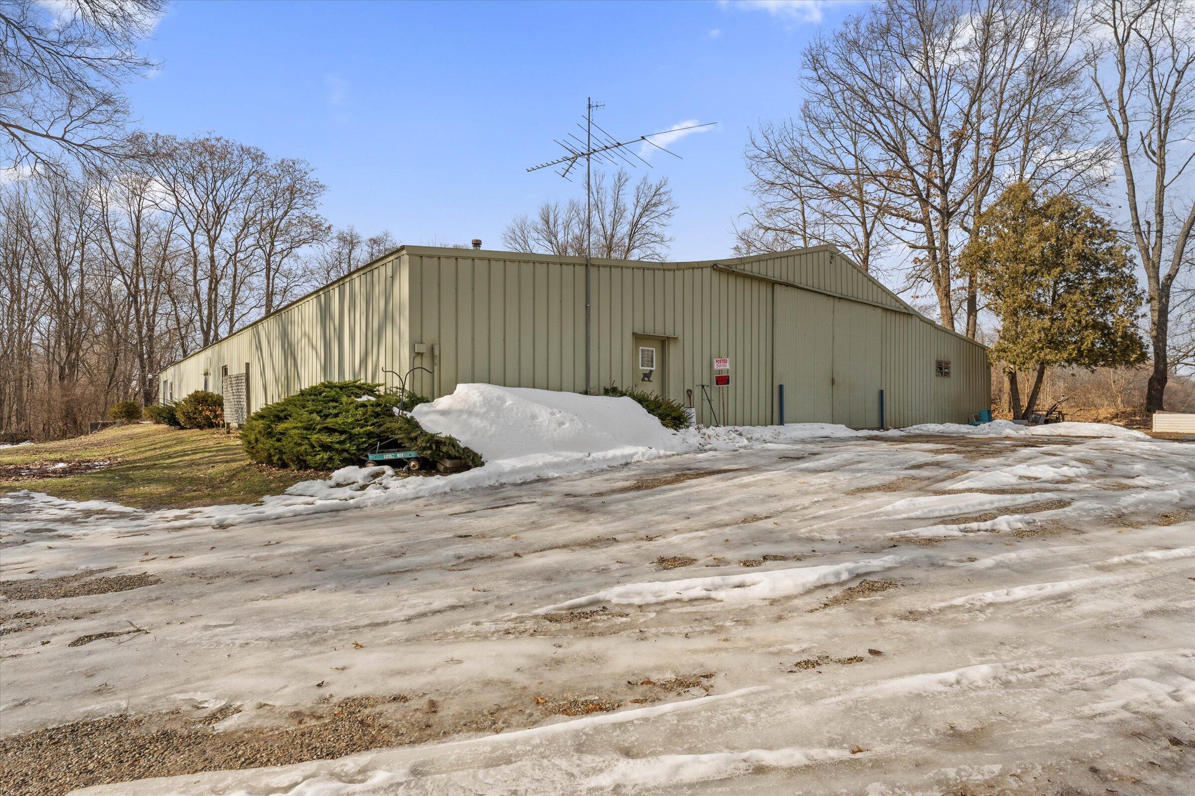 19466 U.s. 12 Edwardsburg MI 49112