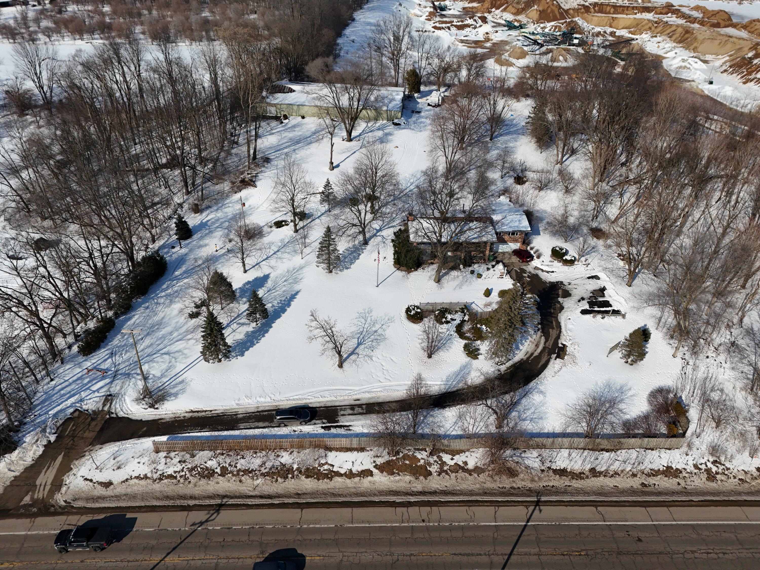 19466 U.s. 12 Edwardsburg MI 49112