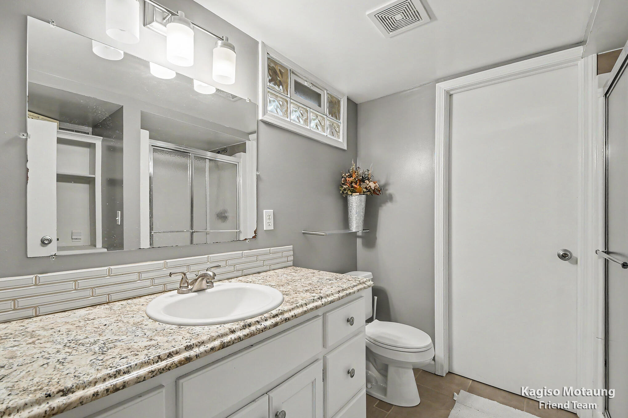 4621 Whitneyville Avenue SE Ada MI 49301