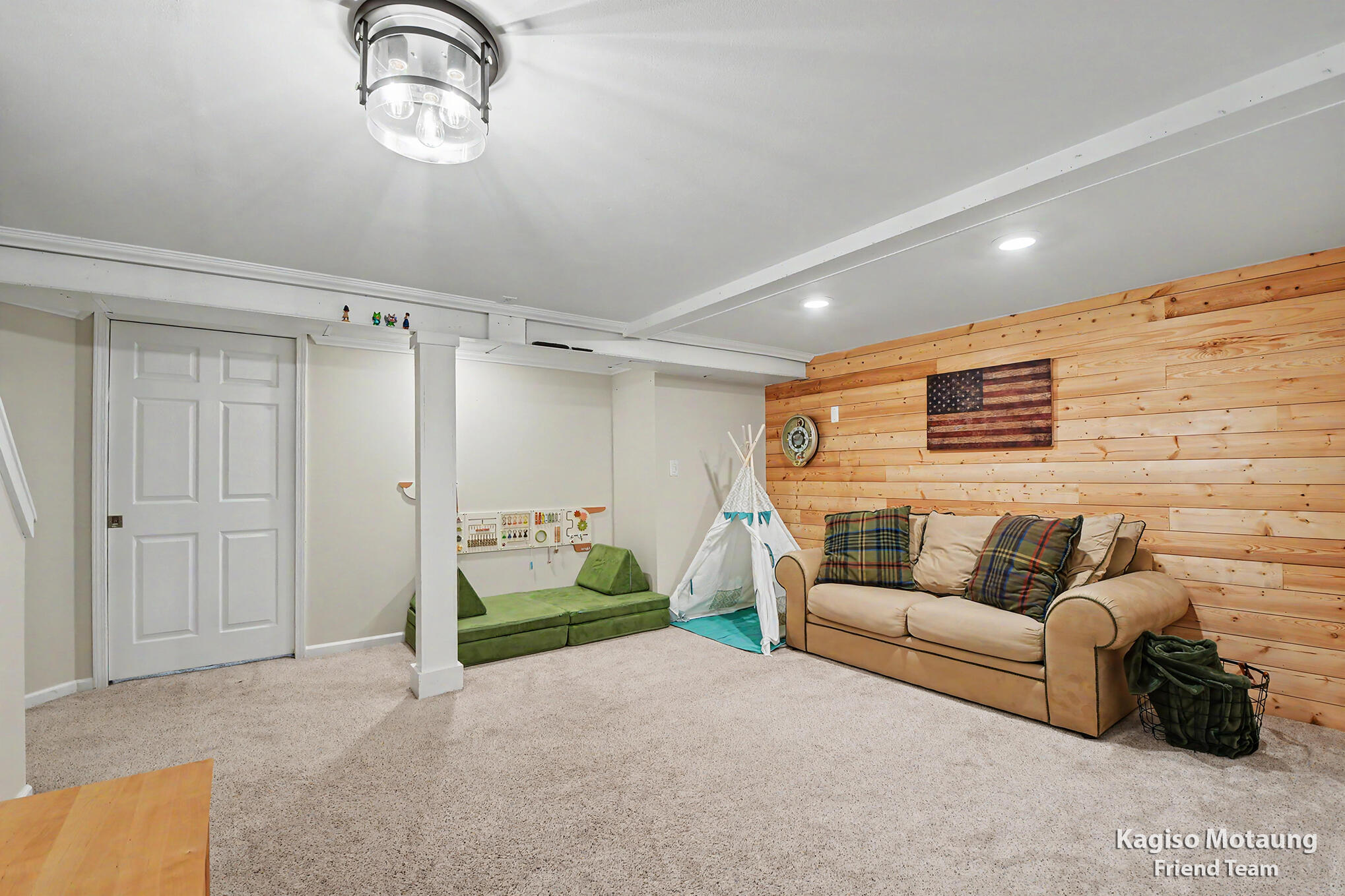4621 Whitneyville Avenue SE Ada MI 49301