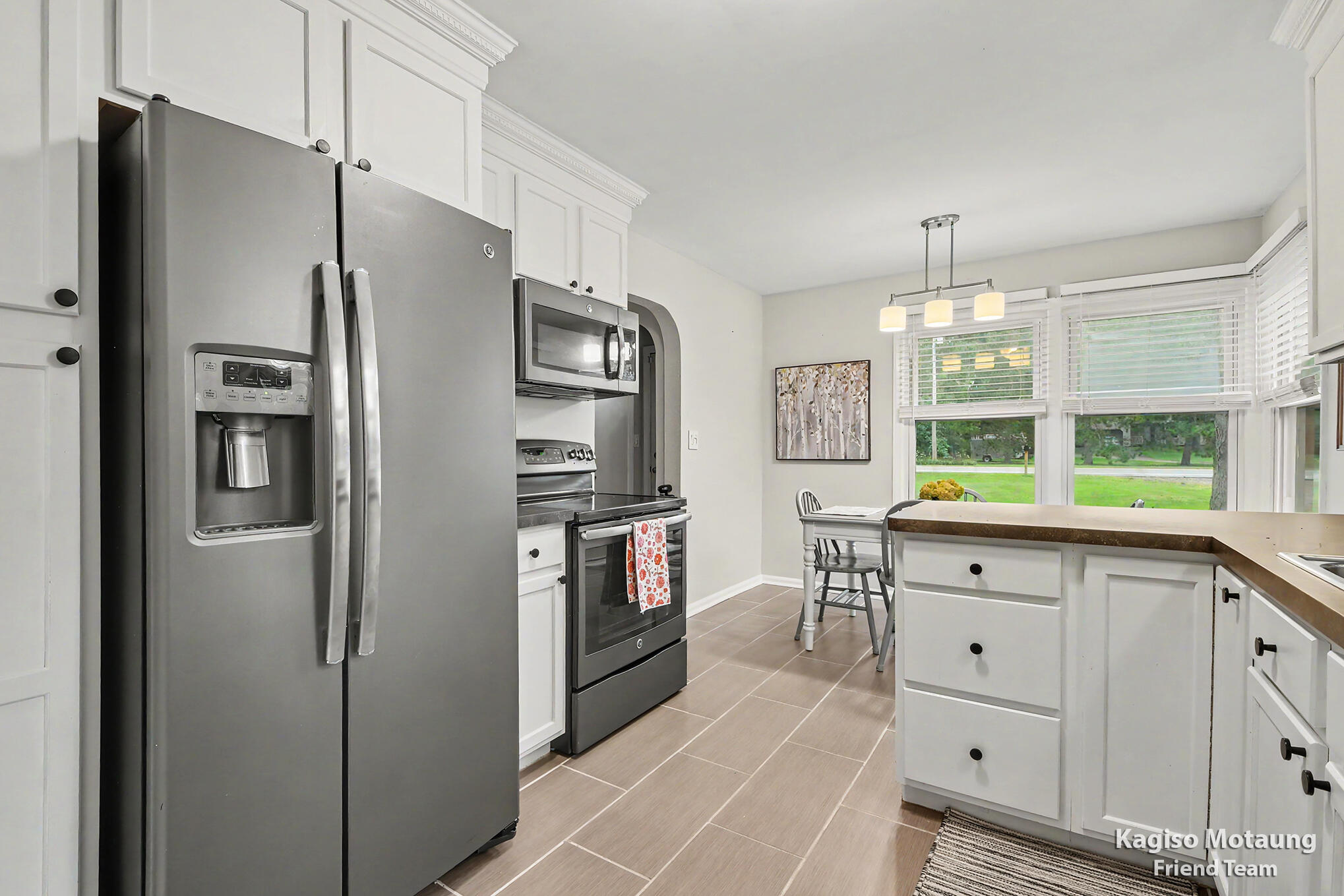 4621 Whitneyville Avenue SE Ada MI 49301