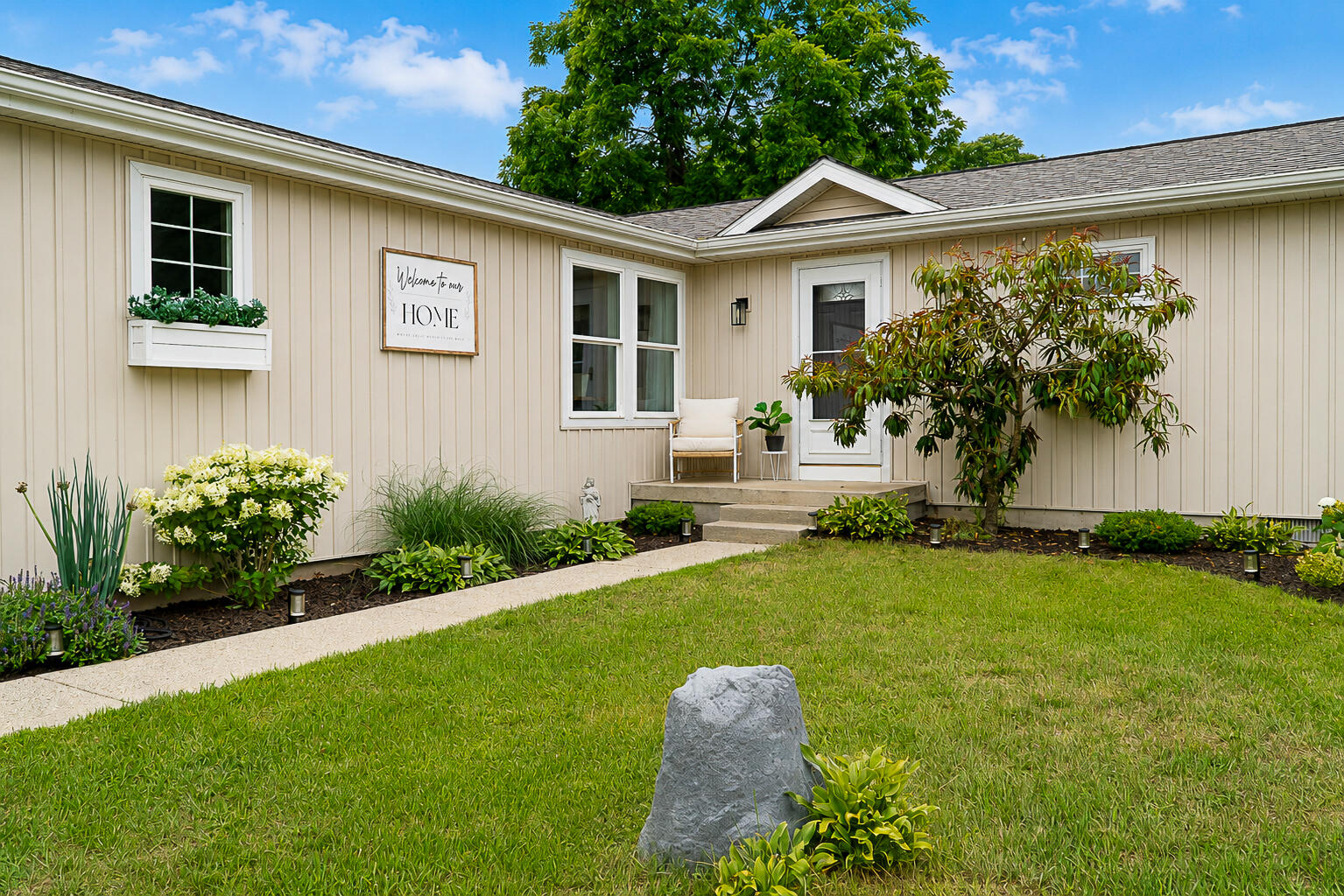 4144 13 Mile Road NE Rockford MI 49341