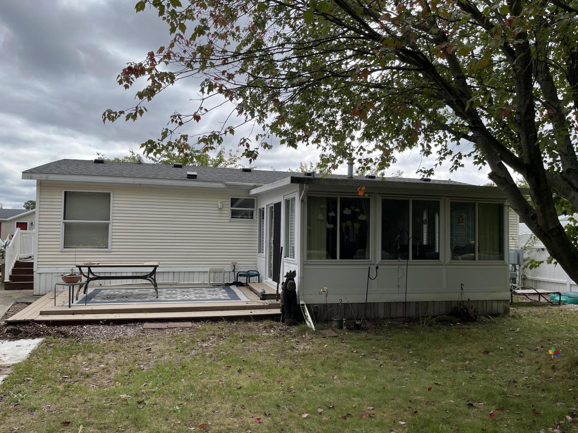 4094 Latas Lane N Muskegon MI 49442