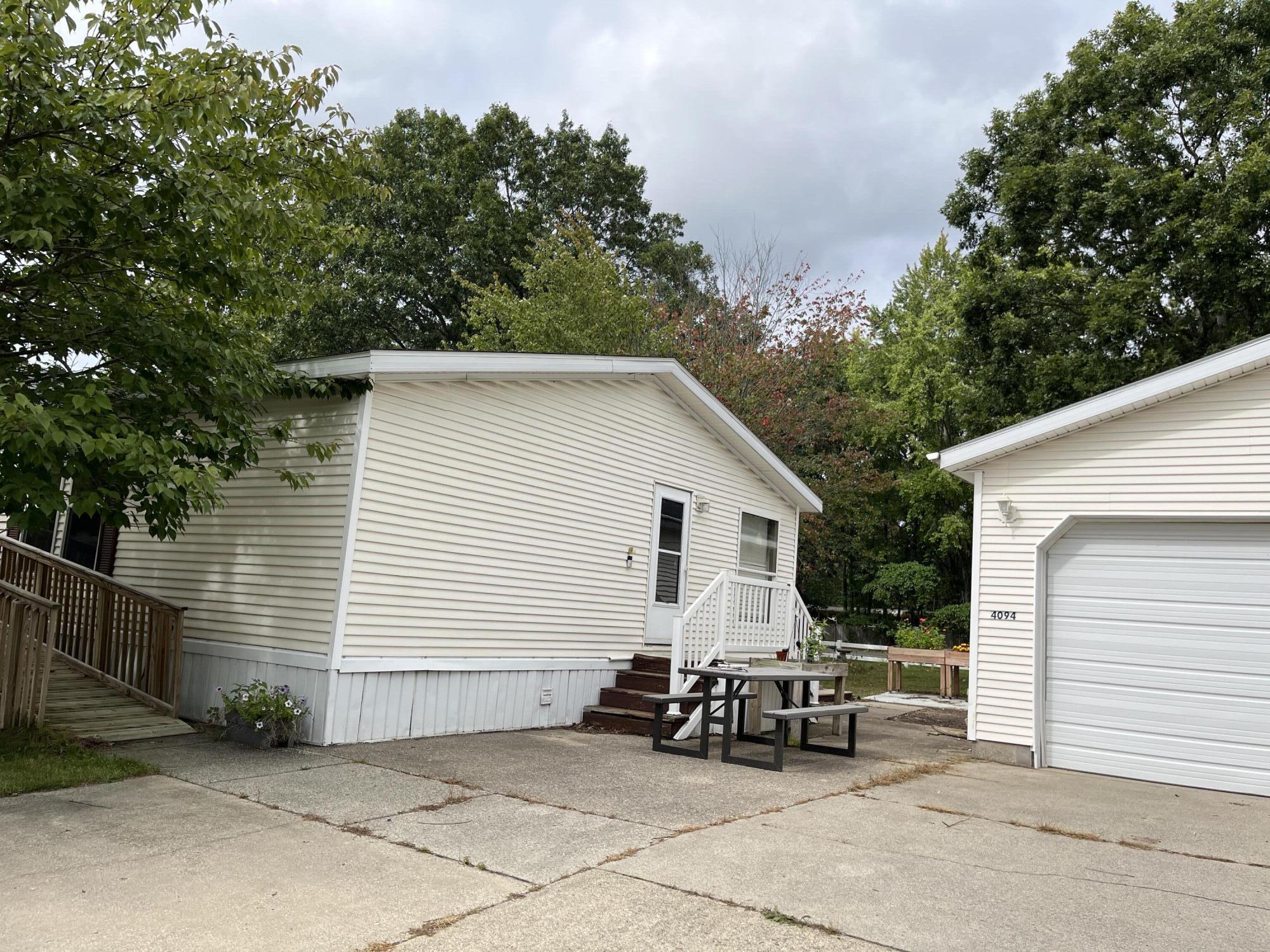 4094 Latas Lane N Muskegon MI 49442