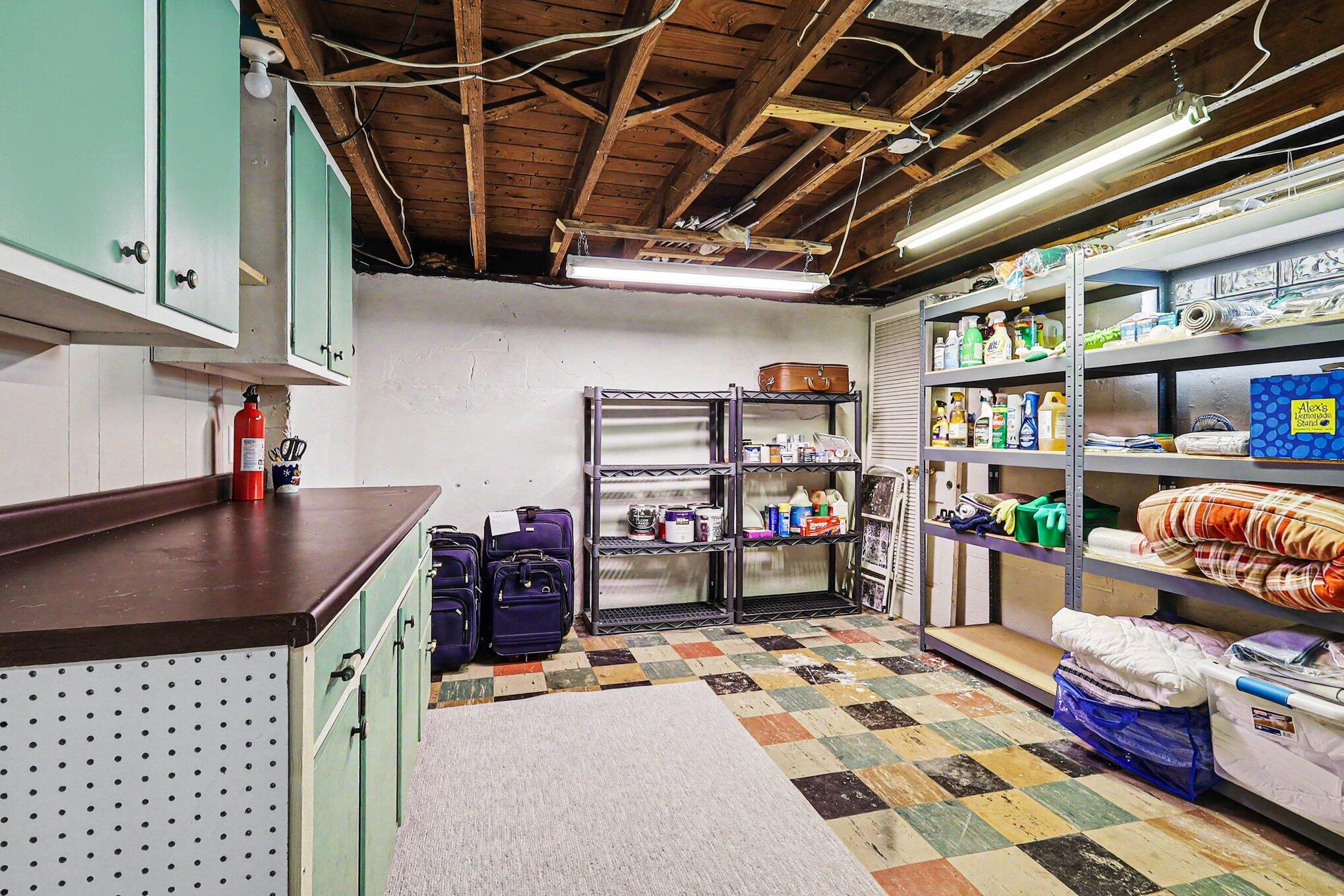 2890 Eastland Road Muskegon MI 49441