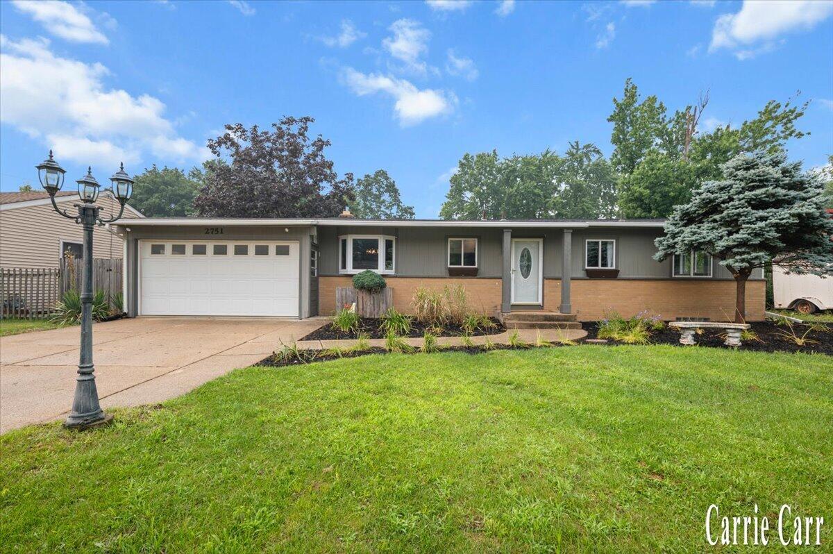 2751 Northville Drive NE Grand Rapids MI 49525