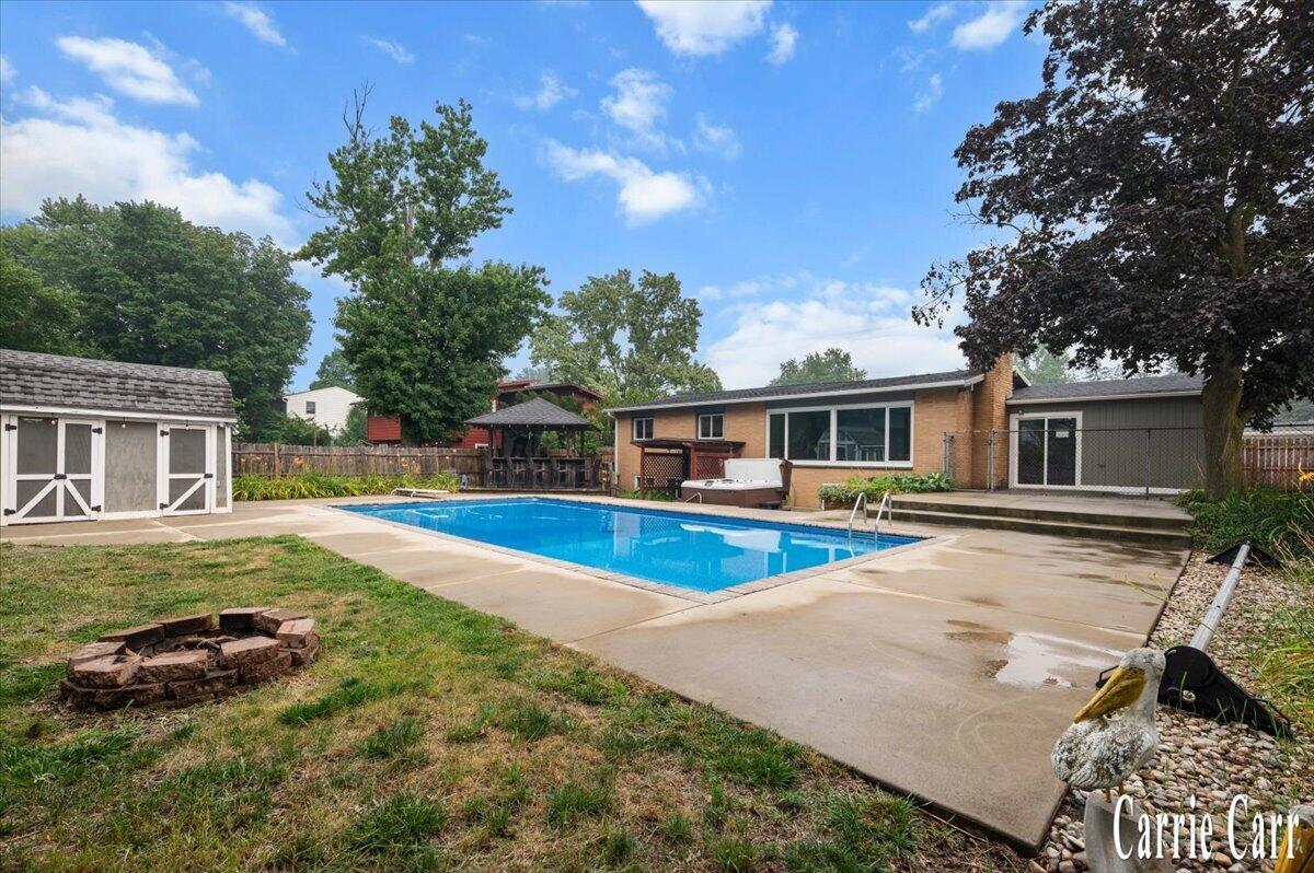 2751 Northville Drive NE Grand Rapids MI 49525