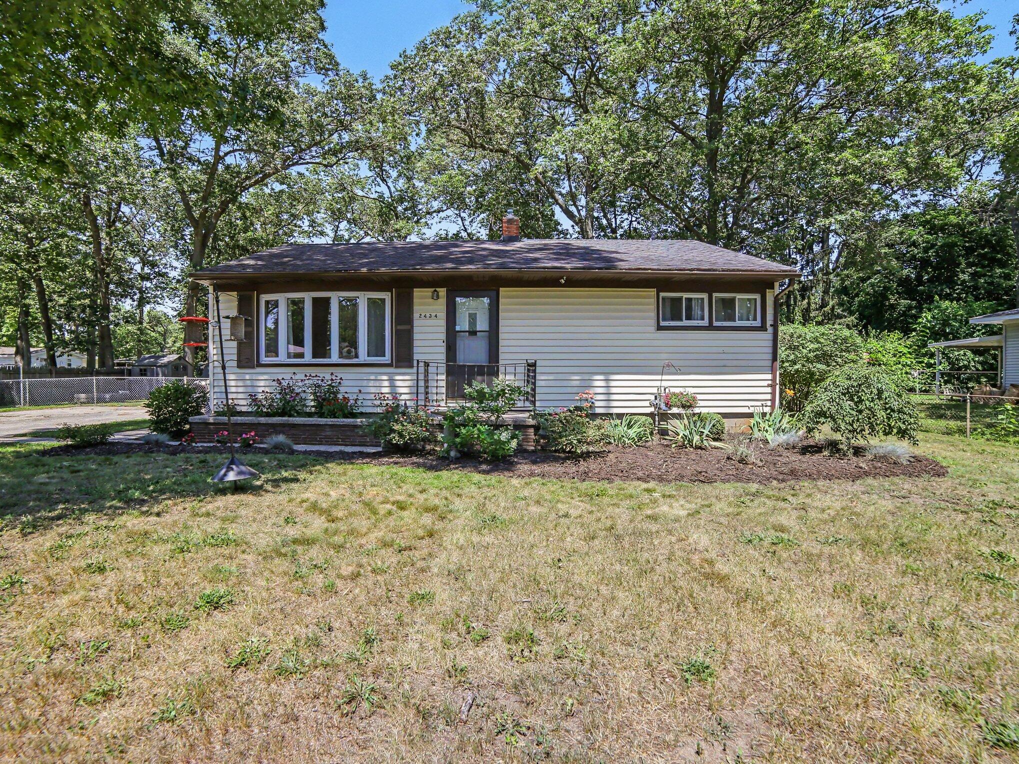2434 Marcoux Avenue Muskegon MI 49442