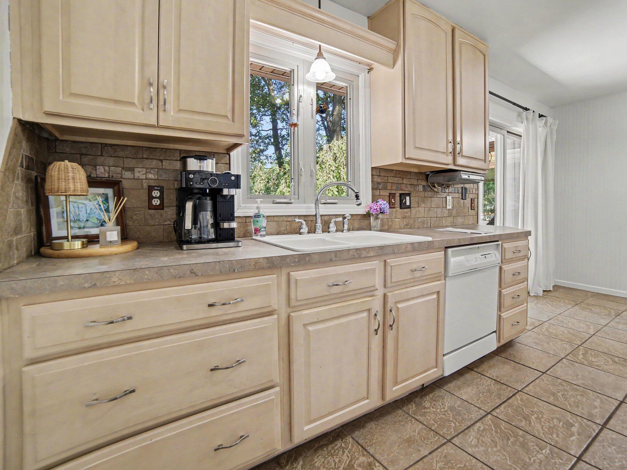 2434 Marcoux Avenue Muskegon MI 49442