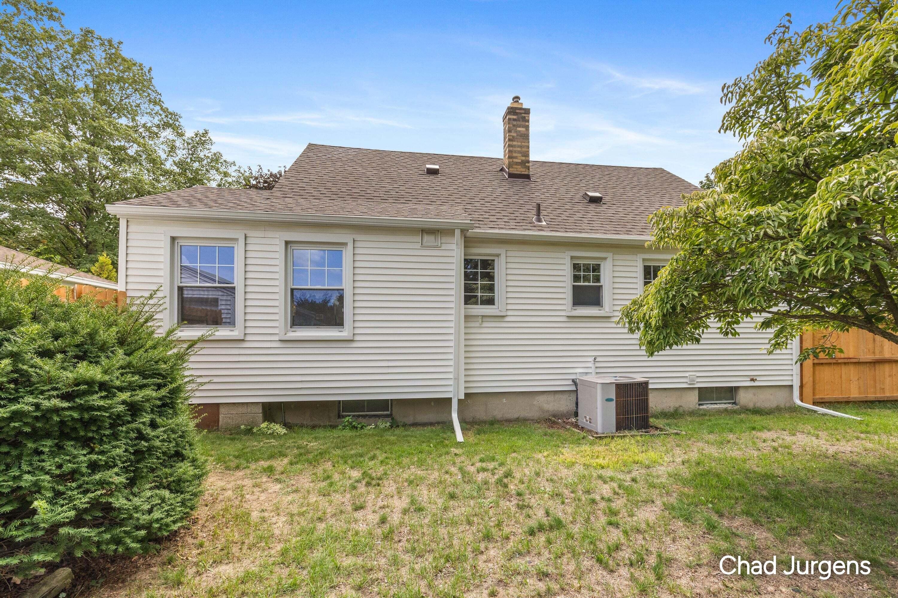 1333 Kelsey Street NE Grand Rapids MI 49505