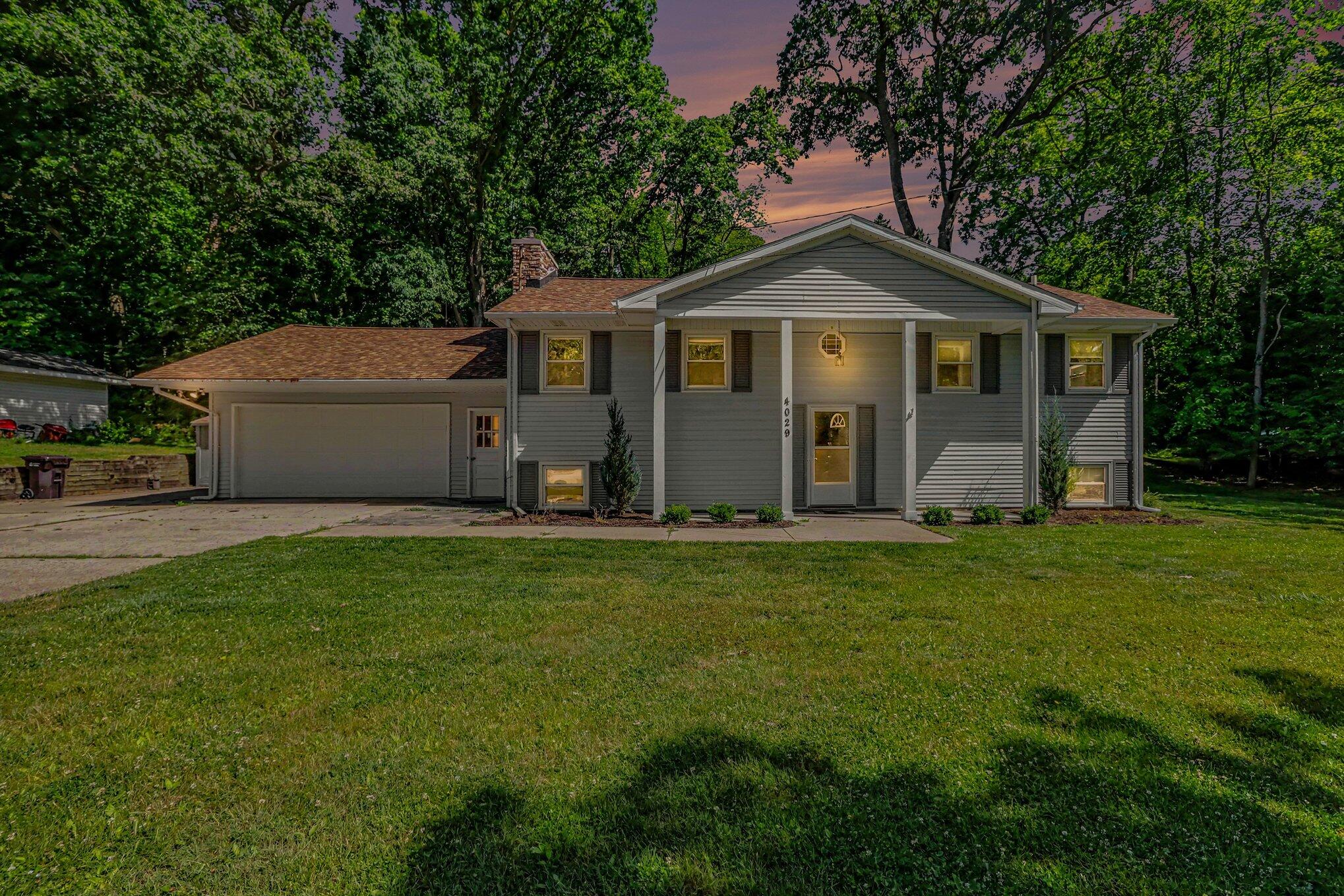 4029 Sunvalley Drive Kalamazoo MI 49008