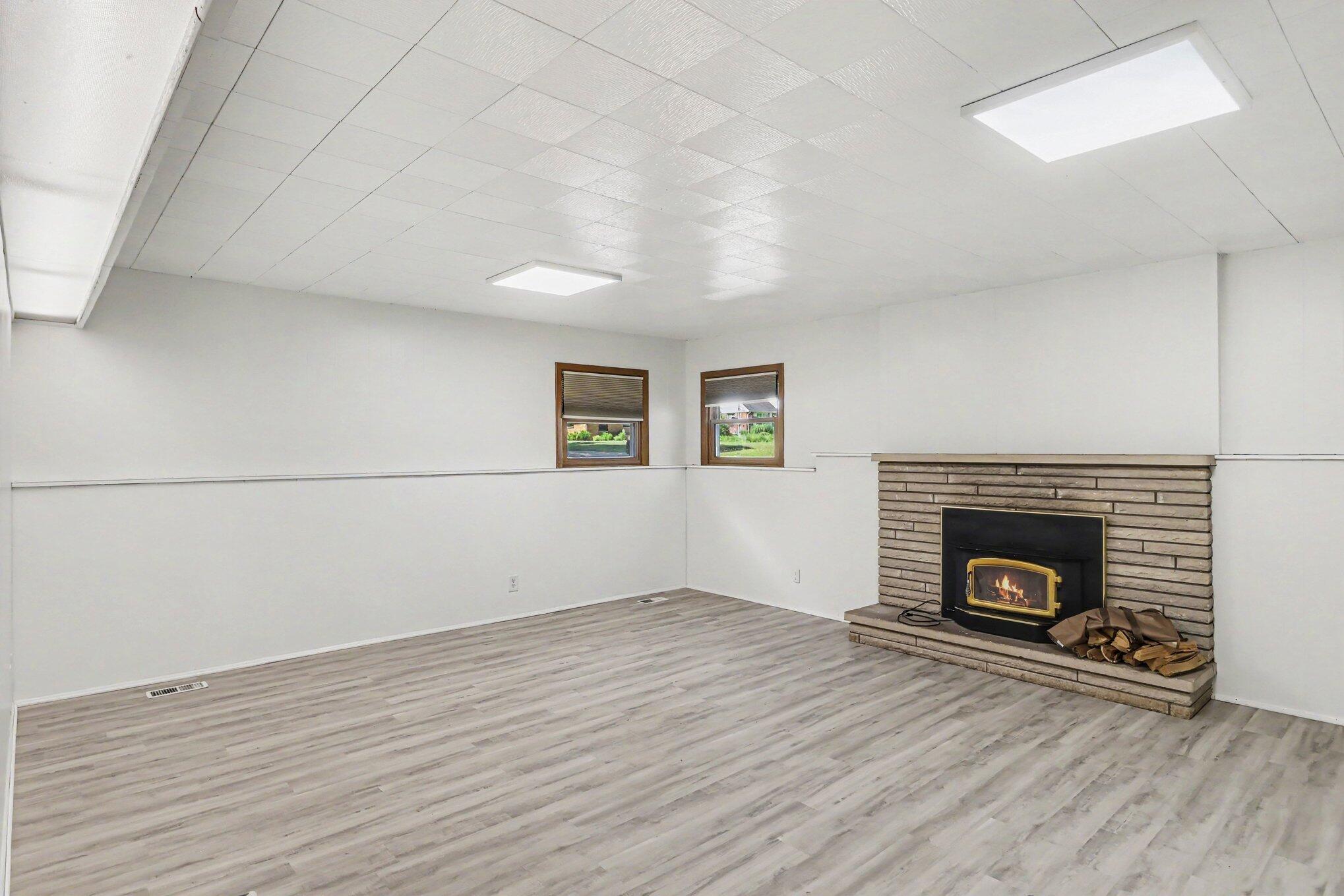 4029 Sunvalley Drive Kalamazoo MI 49008