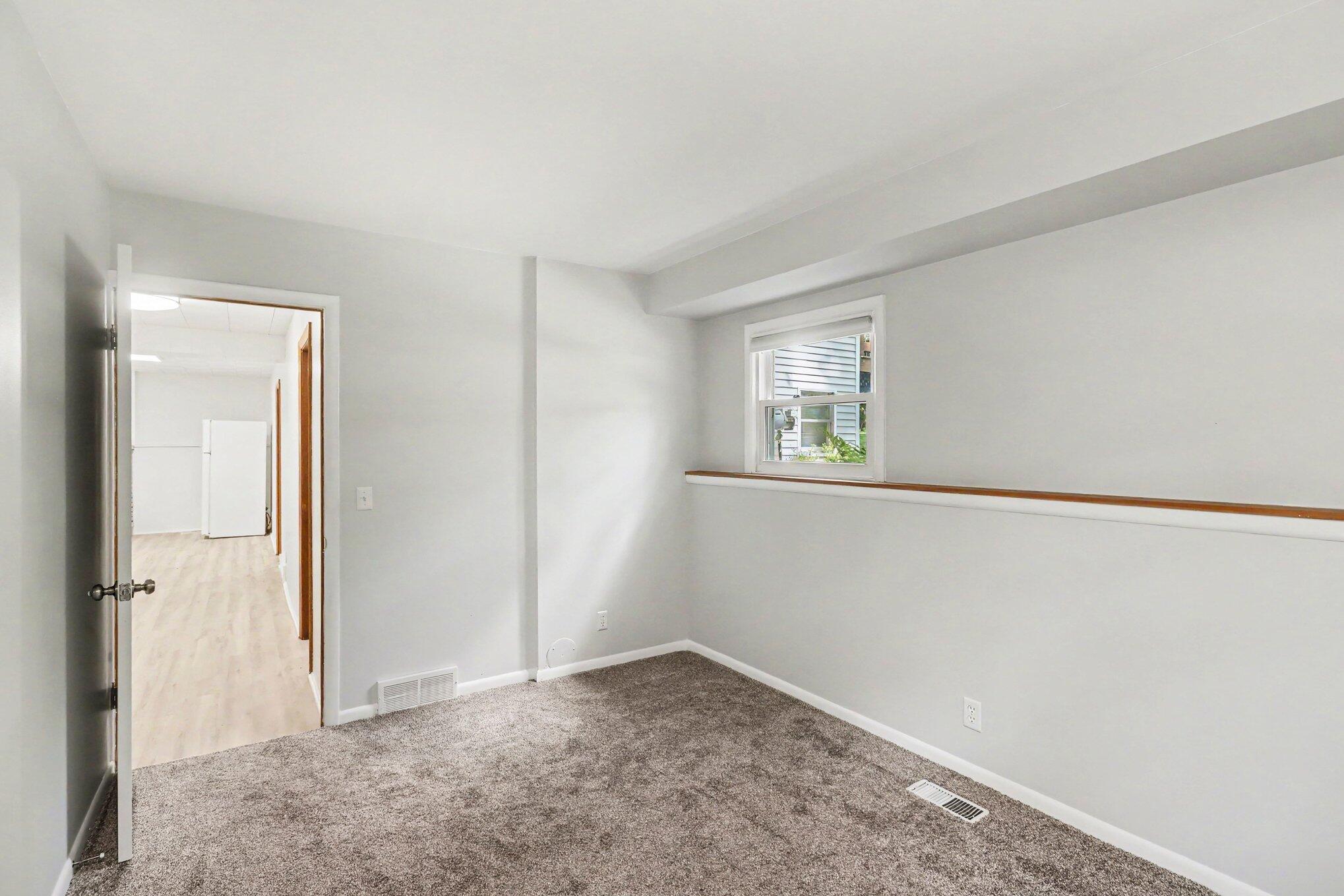 4029 Sunvalley Drive Kalamazoo MI 49008