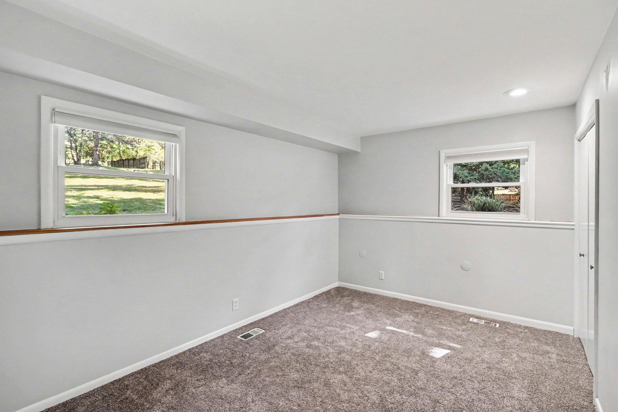4029 Sunvalley Drive Kalamazoo MI 49008
