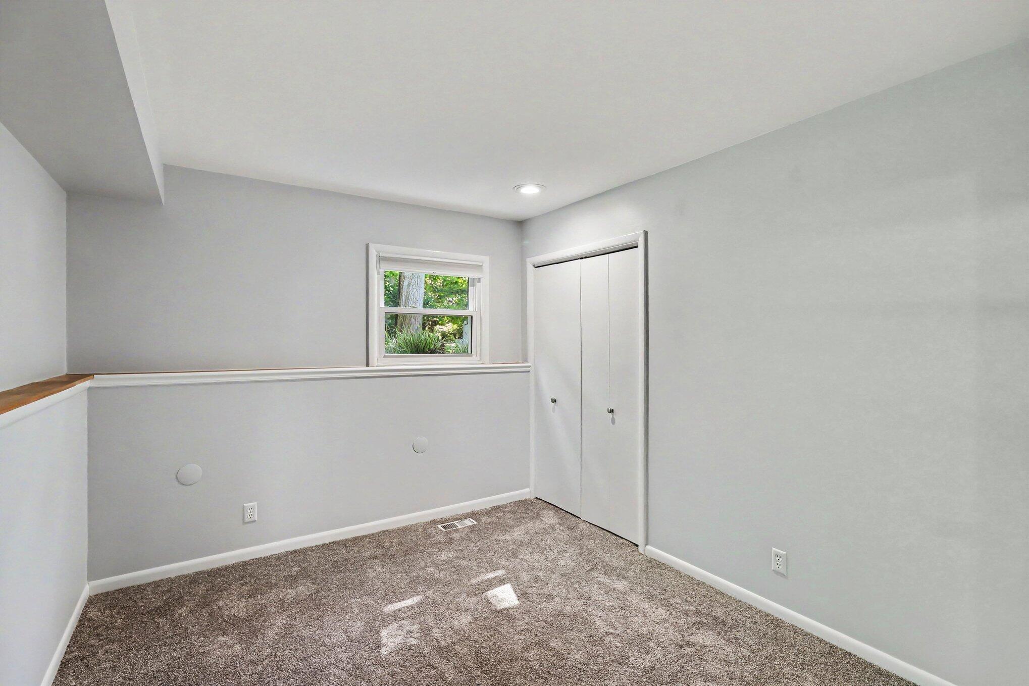 4029 Sunvalley Drive Kalamazoo MI 49008