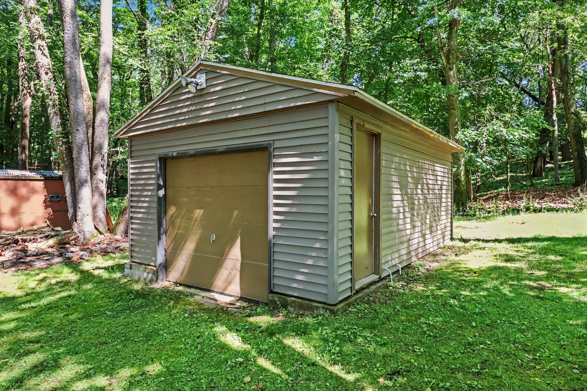 4029 Sunvalley Drive Kalamazoo MI 49008