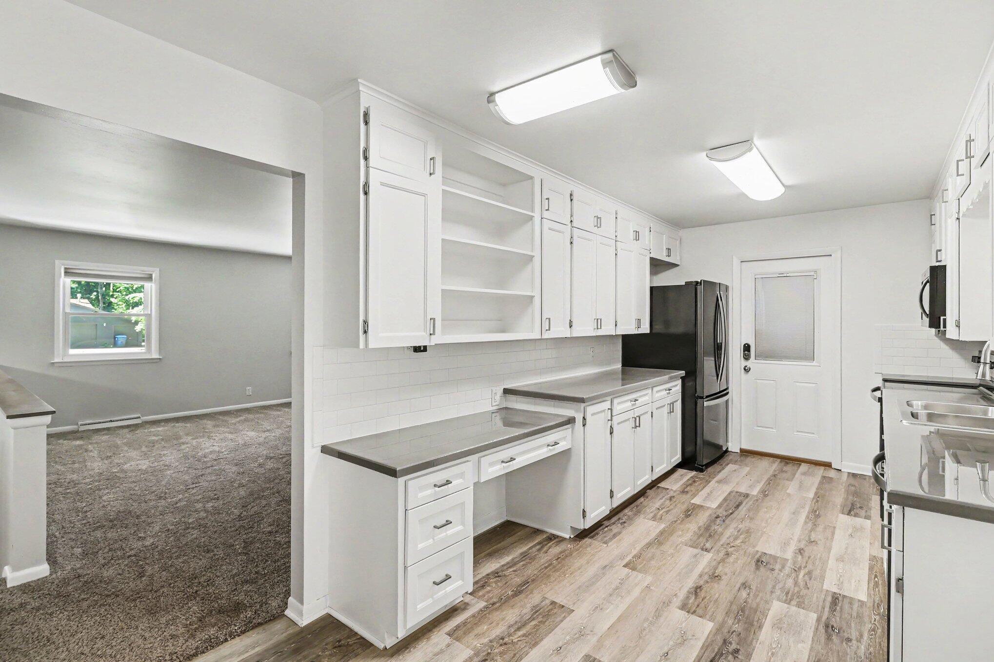 4029 Sunvalley Drive Kalamazoo MI 49008