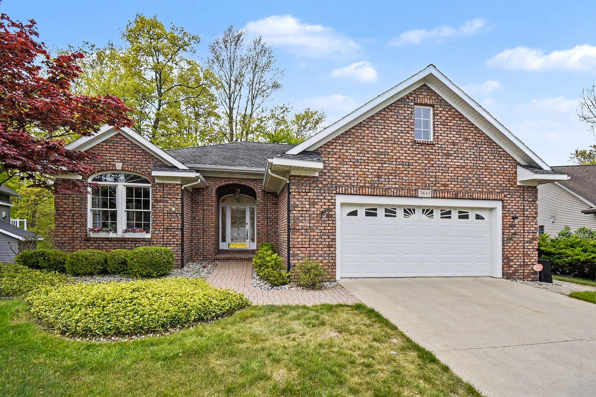 3815 Ravinewood Circle SE Grand Rapids MI 49508