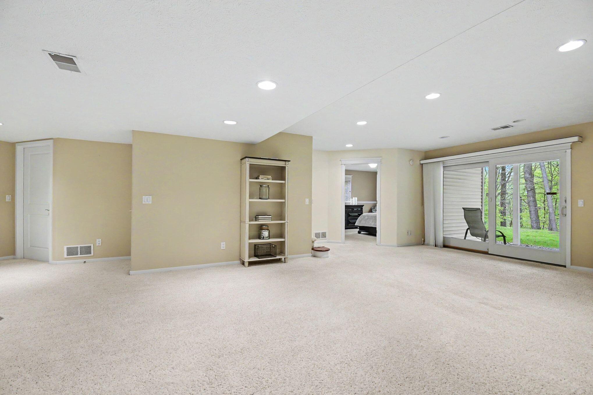 3815 Ravinewood Circle SE Grand Rapids MI 49508