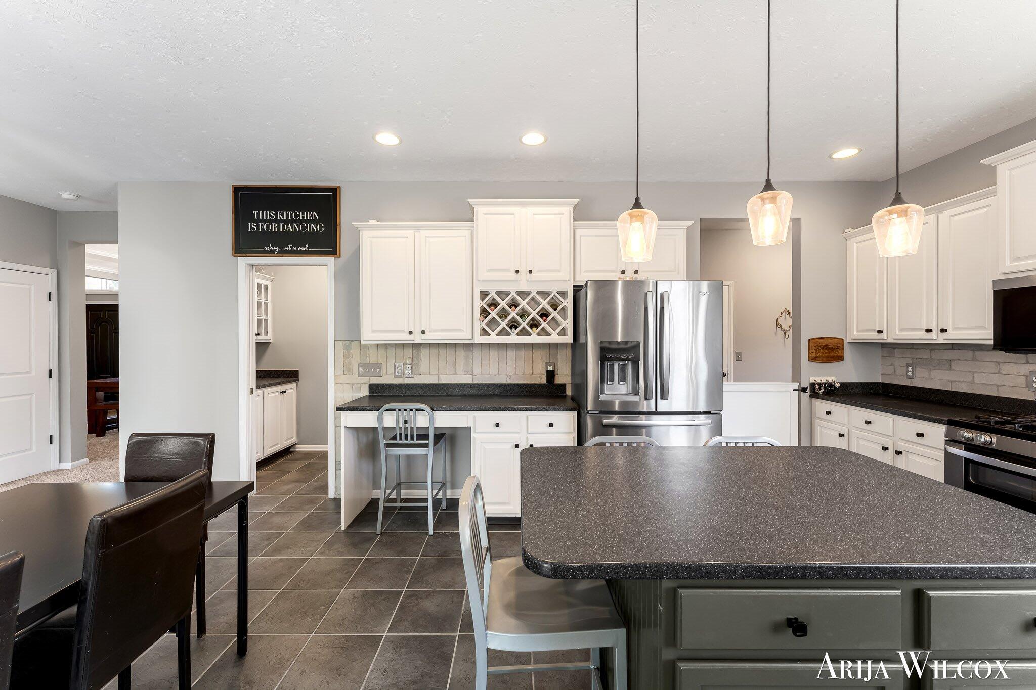 974 Dogwood Meadows Drive SE Ada MI 49301