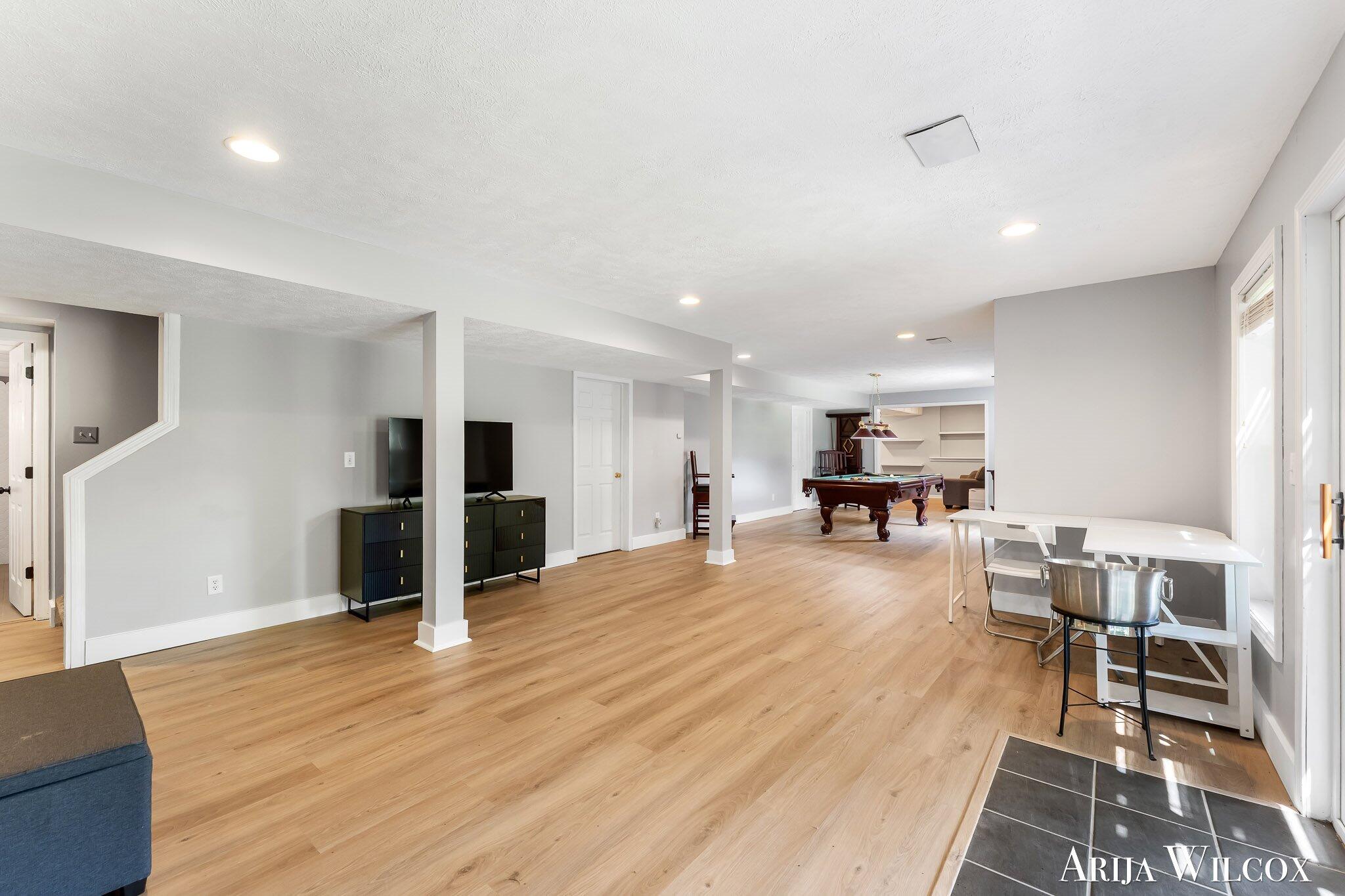 974 Dogwood Meadows Drive SE Ada MI 49301
