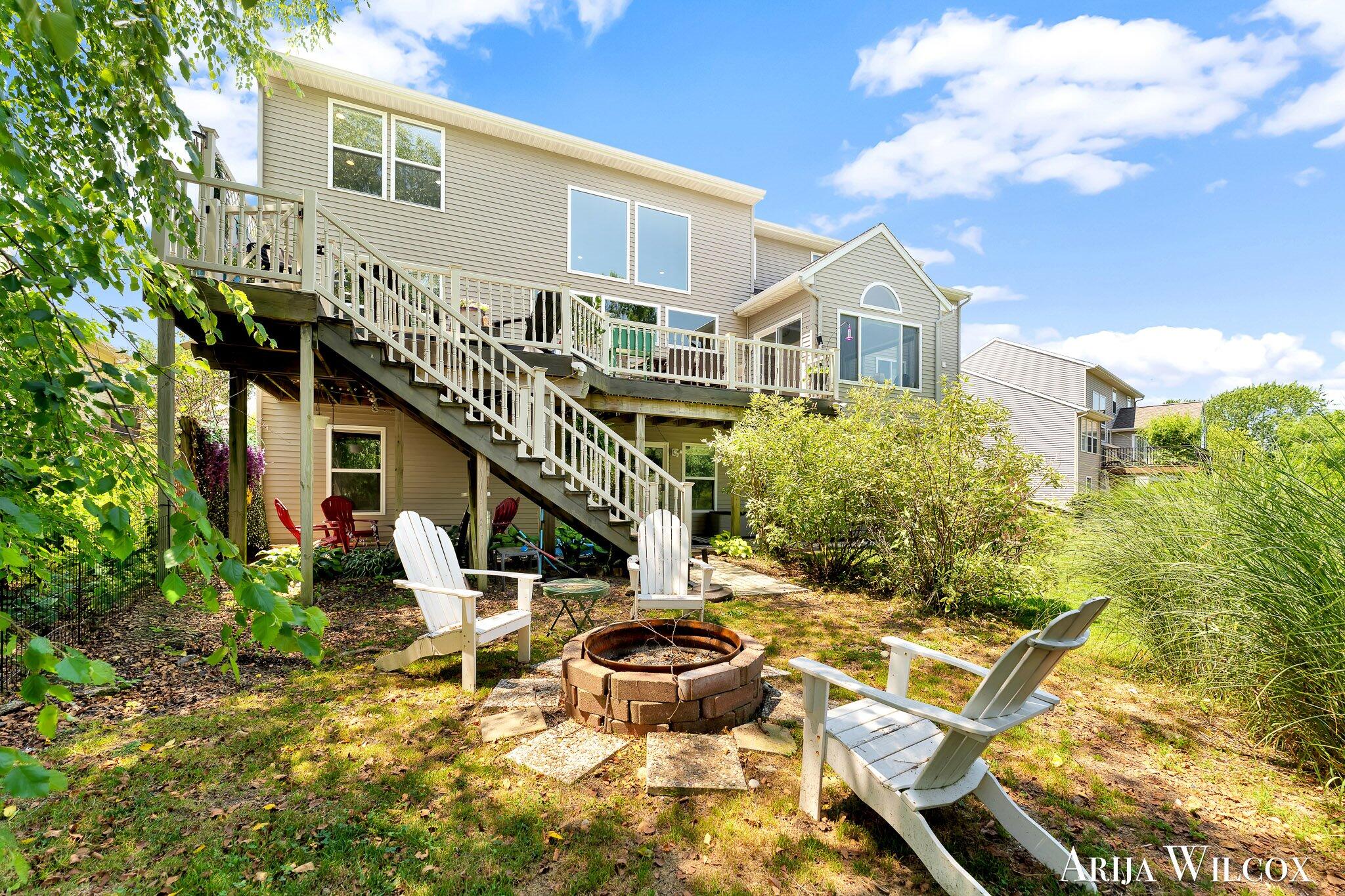 974 Dogwood Meadows Drive SE Ada MI 49301