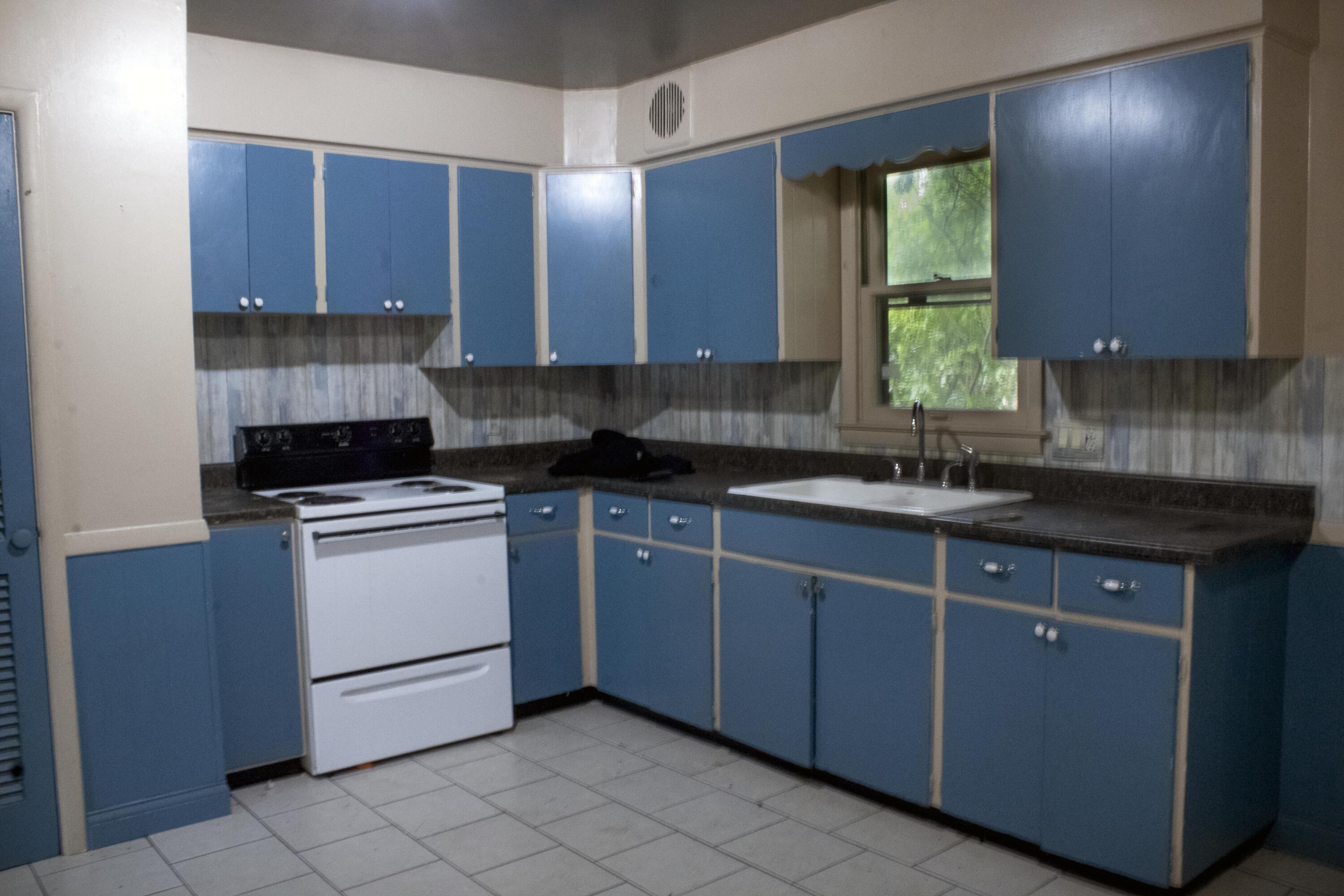 925 Plymouth Avenue NE Grand Rapids MI 49505