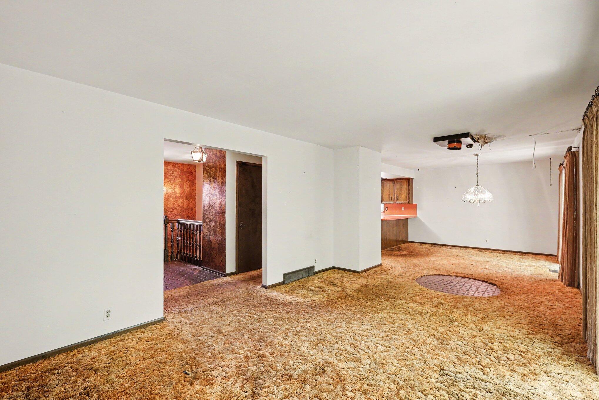 2085 Jamestown Drive SE Grand Rapids MI 49508