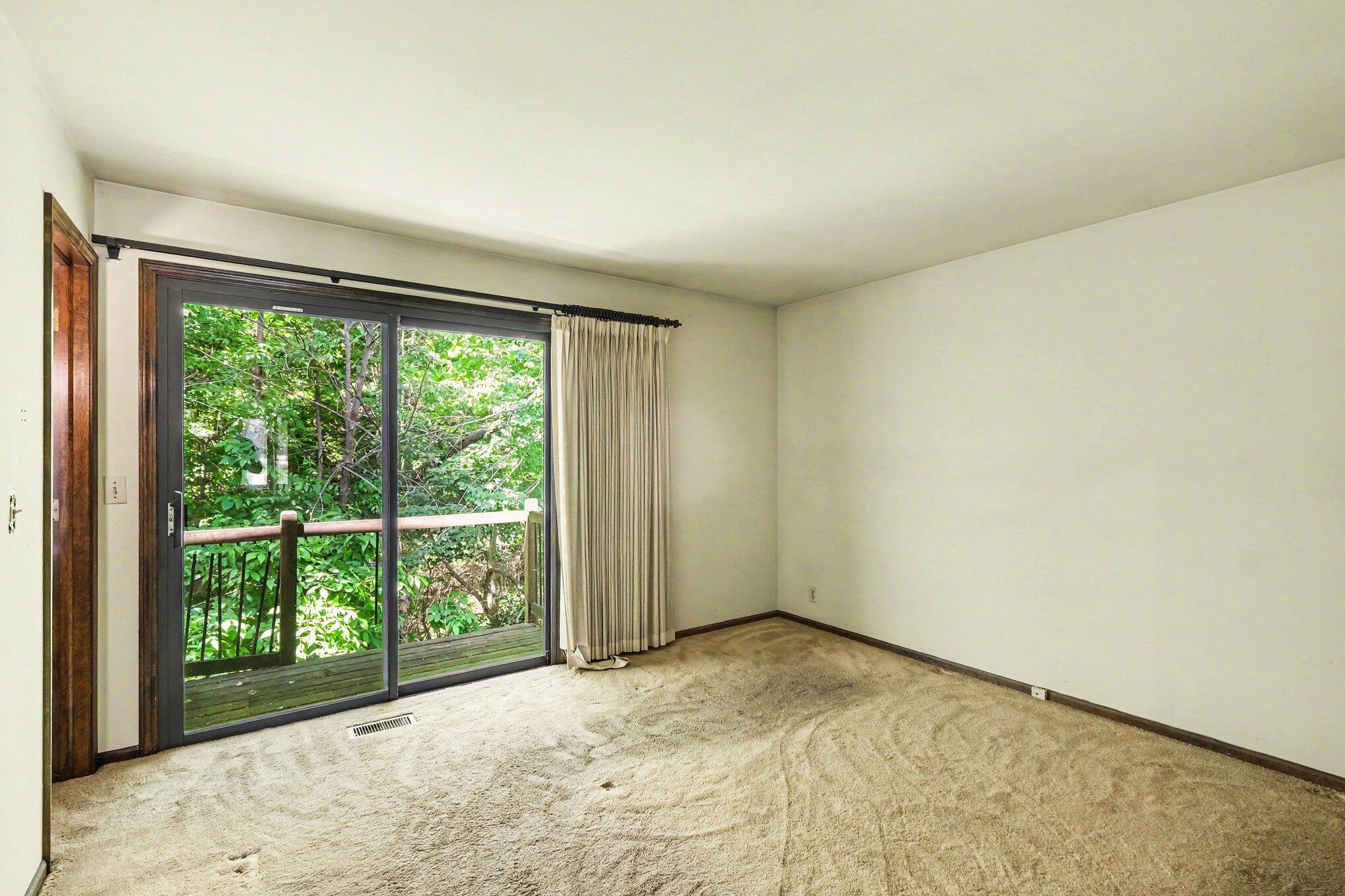 2085 Jamestown Drive SE Grand Rapids MI 49508