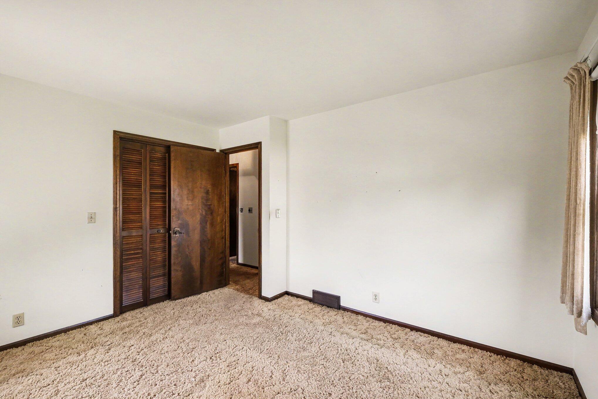 2085 Jamestown Drive SE Grand Rapids MI 49508
